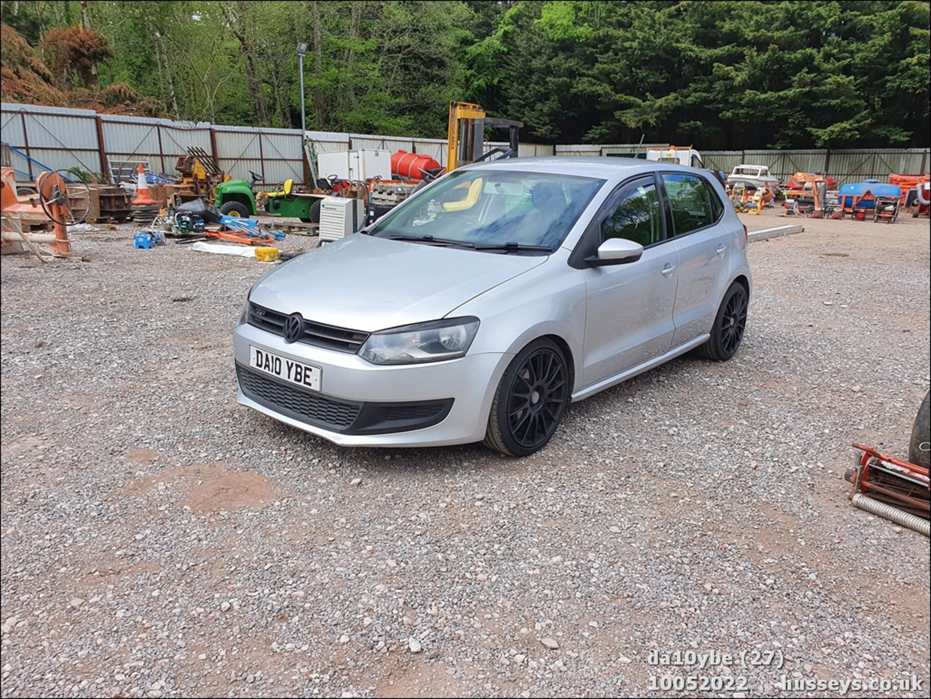 10/10 VOLKSWAGEN POLO SE 70 - 1198cc 5dr Hatchback (Silver, 117k) - Image 27 of 45