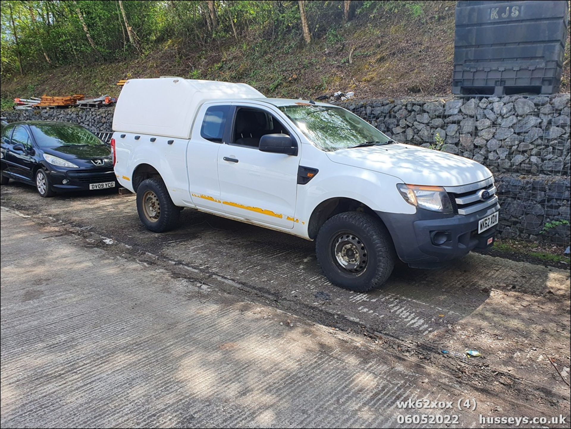 12/62 FORD RANGER XL 4X4 TDCI - 2198cc 3dr (White, 105k) - Image 5 of 34