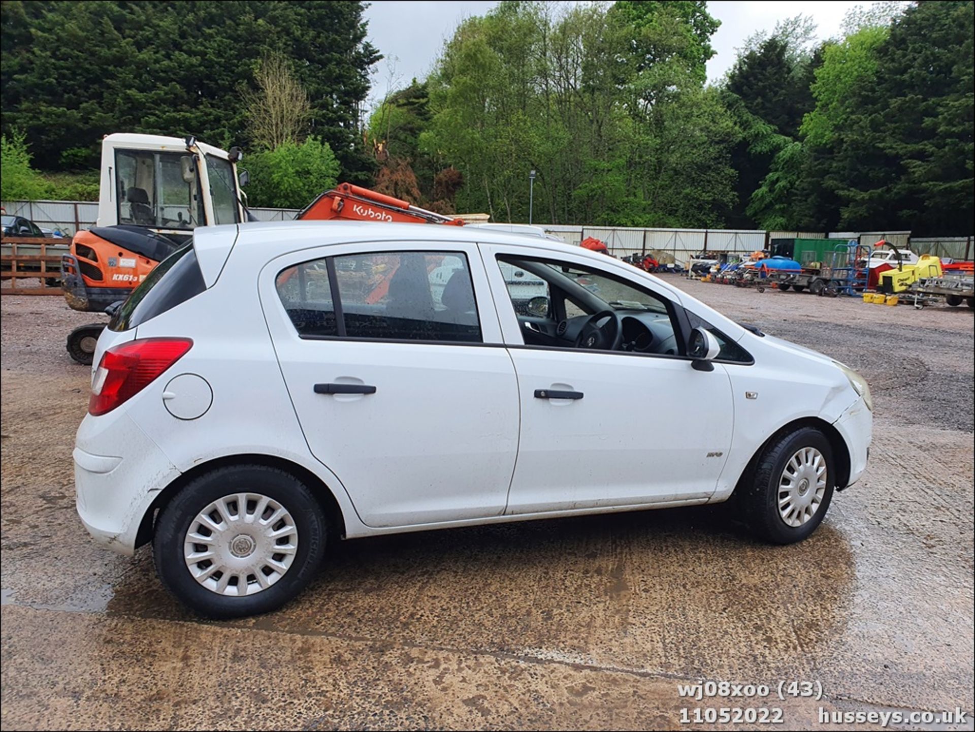 08/08 VAUXHALL CORSA LIFE CDTI - 1248cc 5dr Hatchback (White, 82k) - Image 44 of 48