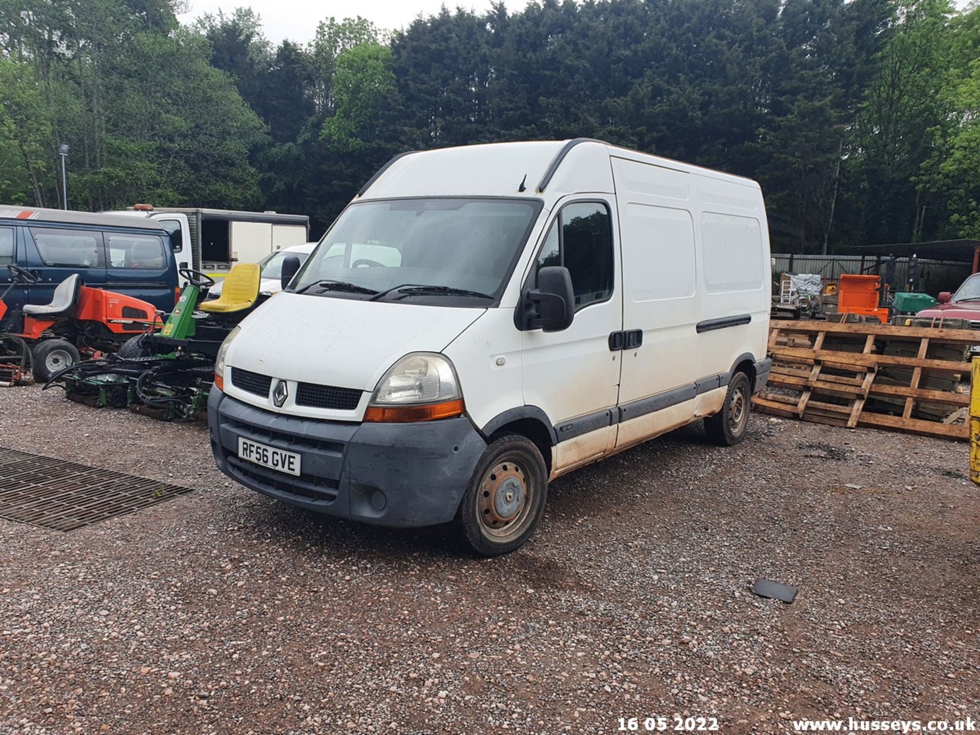 06/56 RENAULT MASTER MM35 DCI 120 MWB - 2463cc Van (White, 149k) - Image 17 of 20