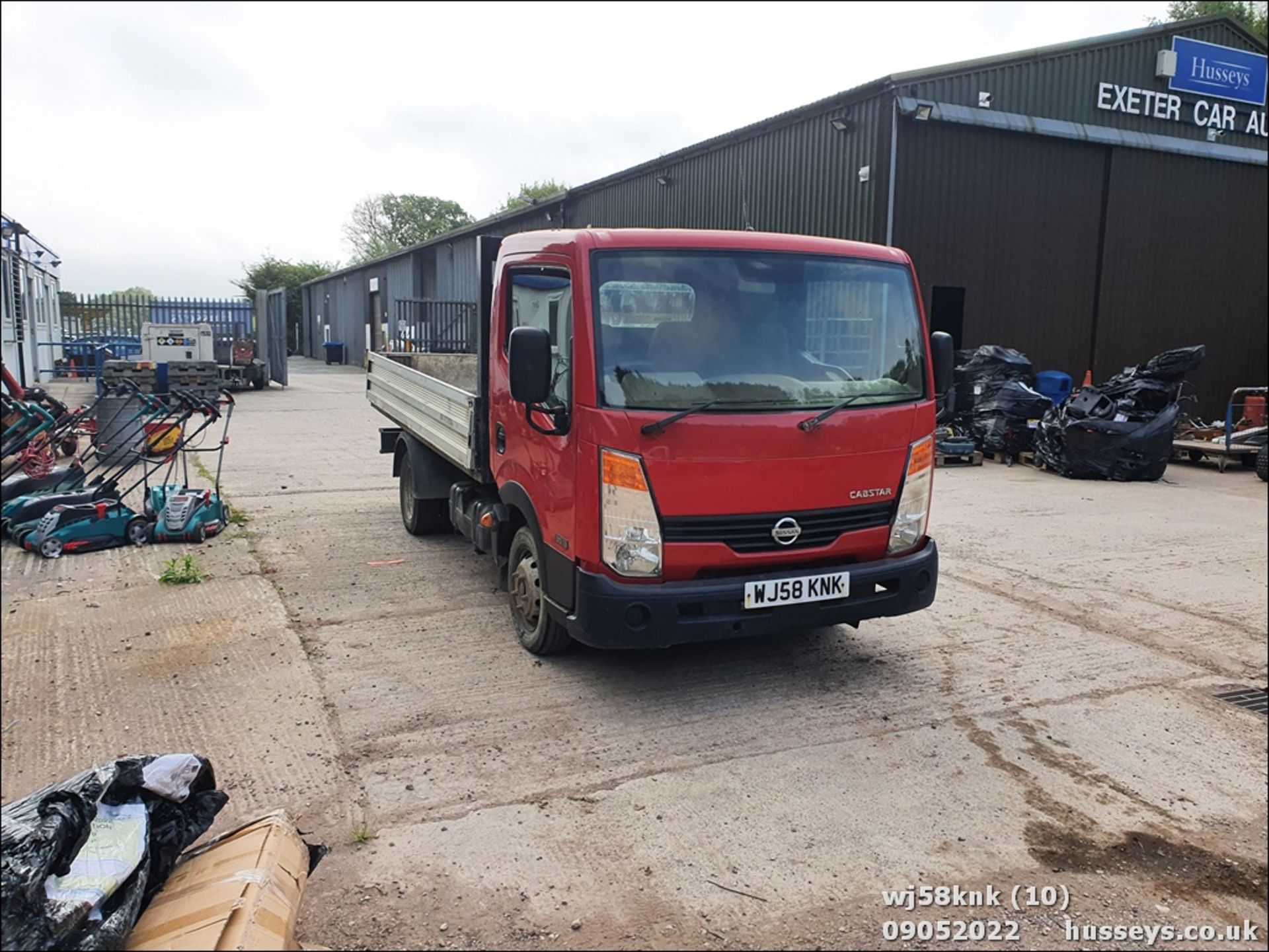 08/58 NISSAN CABSTAR 35.13 S/C MWB - 2488cc 2dr Pickup (Red, 133k) - Image 10 of 25