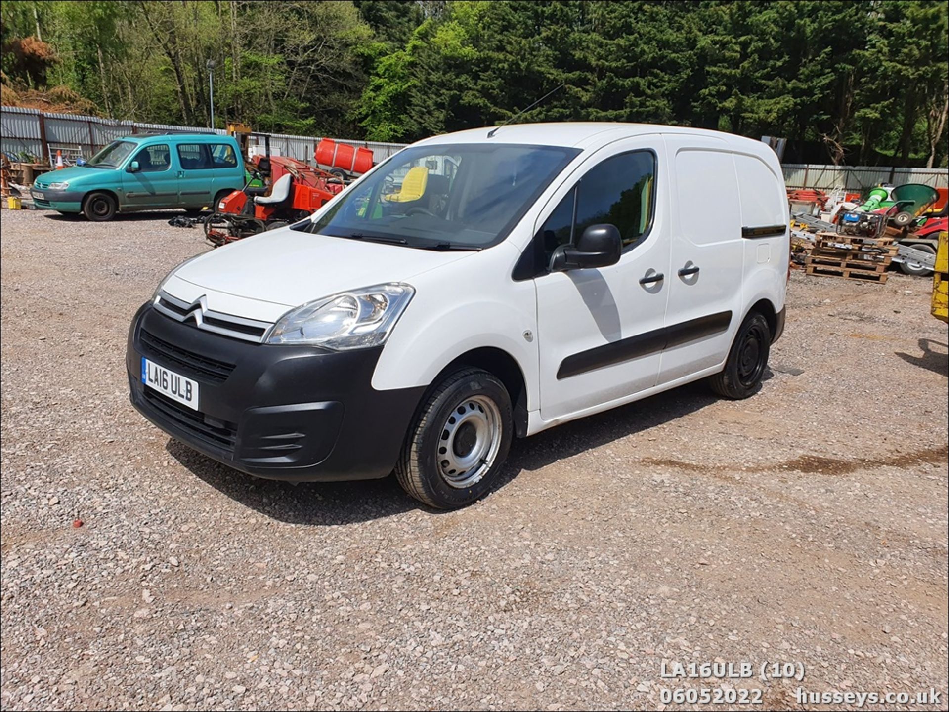 16/16 CITROEN BERLINGO 625 LX BLUEHDI S - 1560cc 5dr Van (White, 149k) - Image 11 of 30