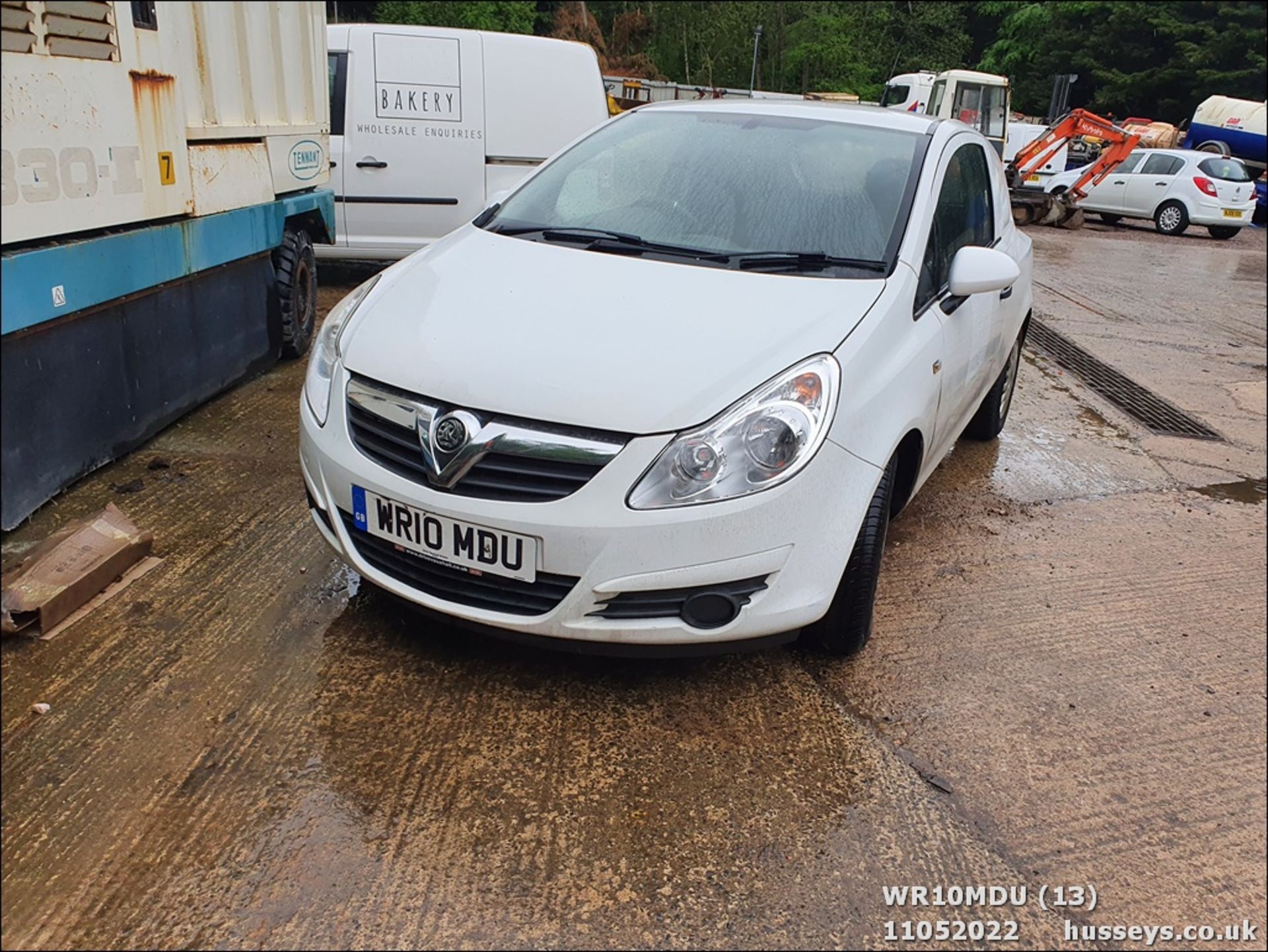 10/10 VAUXHALL CORSA CDTI - 1248cc 4dr Van (White, 176k) - Image 13 of 29