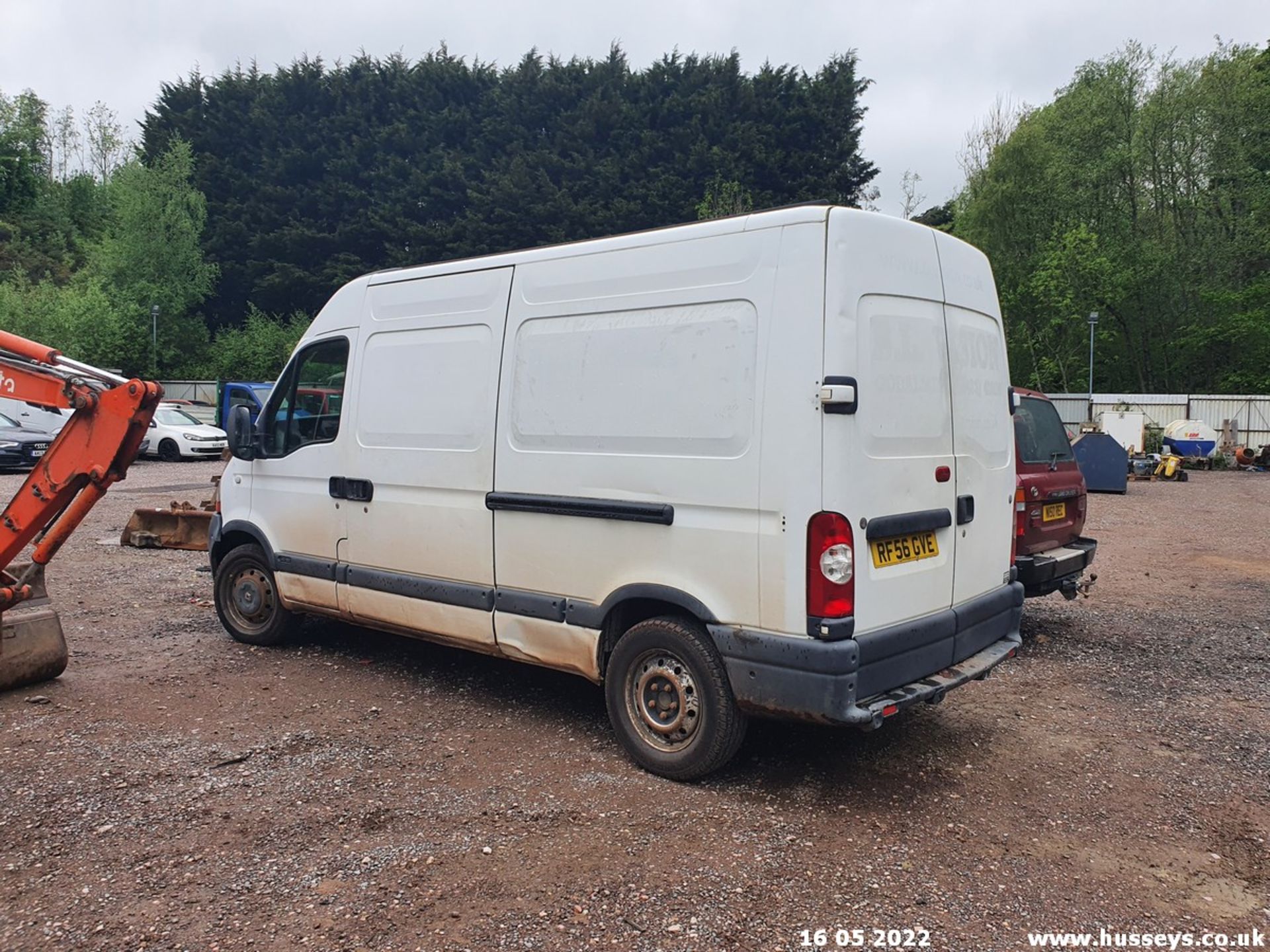 06/56 RENAULT MASTER MM35 DCI 120 MWB - 2463cc Van (White, 149k) - Image 4 of 20