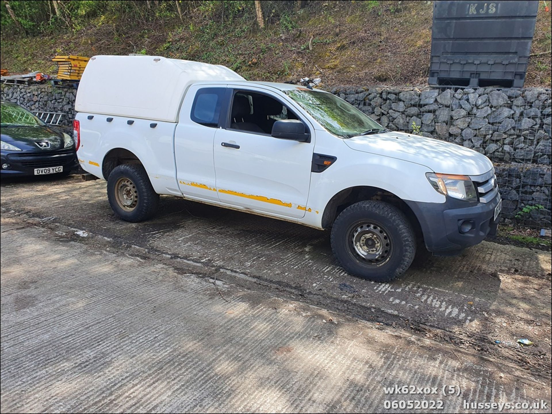 12/62 FORD RANGER XL 4X4 TDCI - 2198cc 3dr (White, 105k) - Image 6 of 34