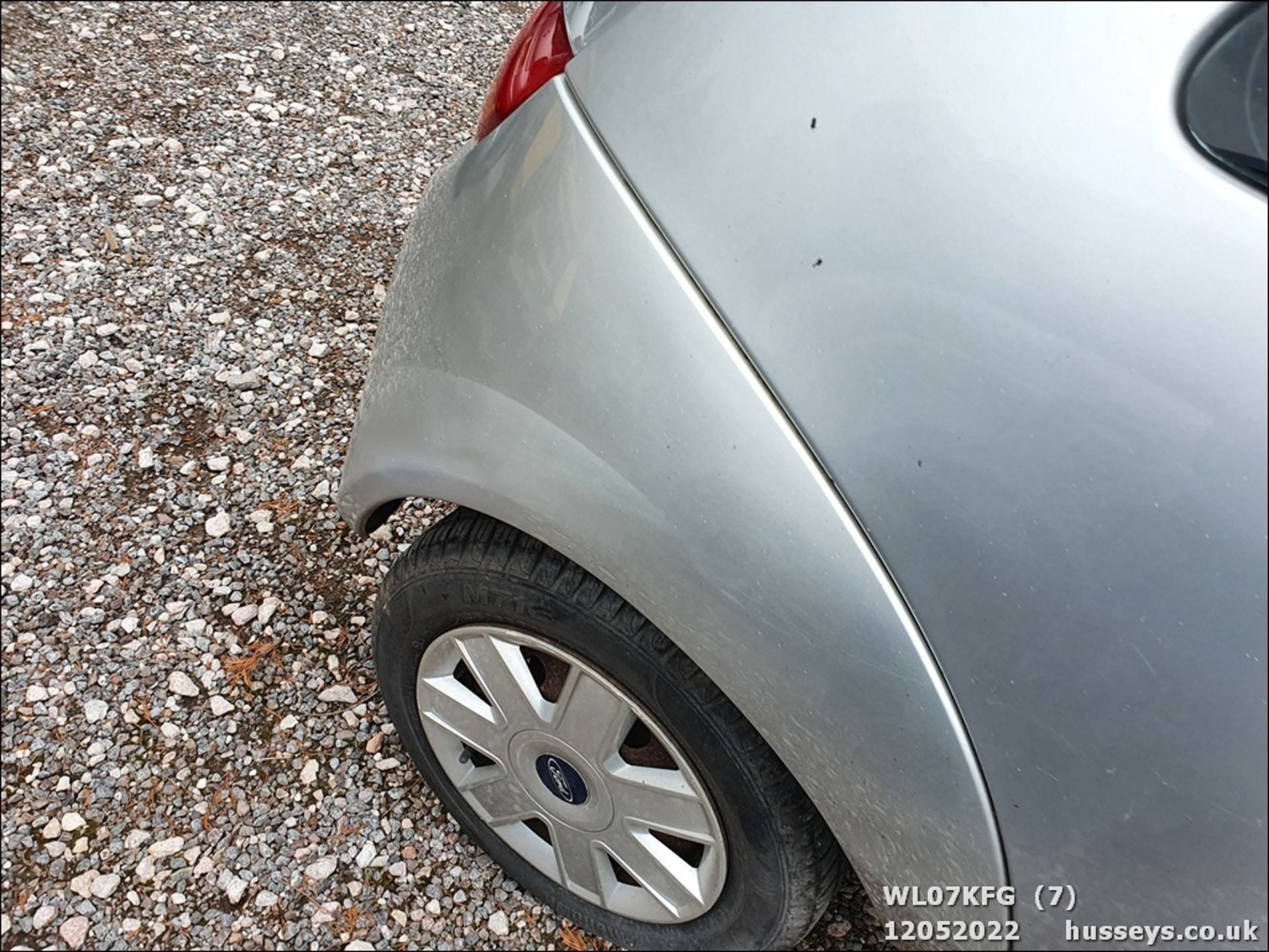 07/07 FORD KA STYLE CLIMATE - 1297cc 3dr Hatchback (Silver, 64k) - Image 9 of 35