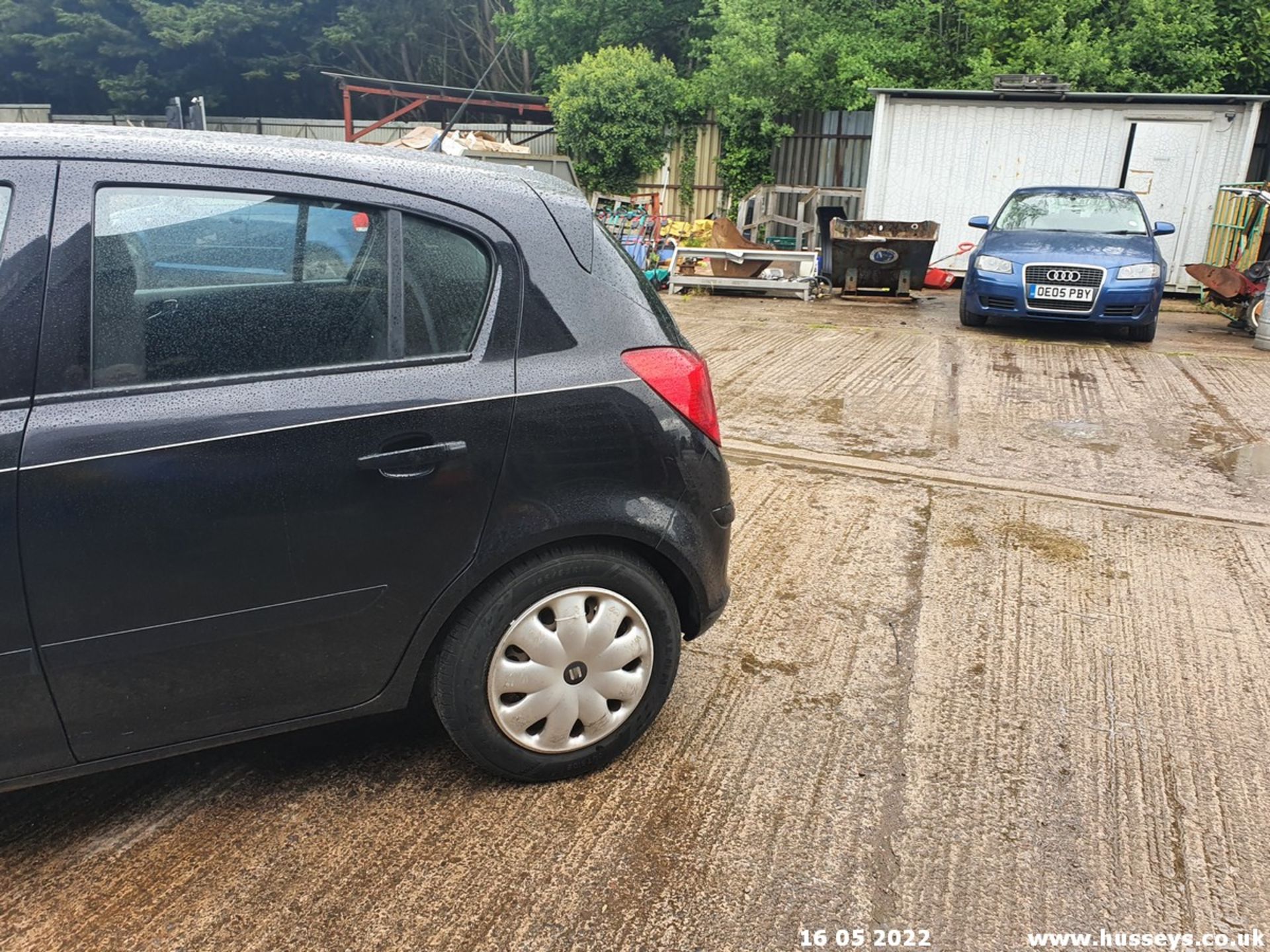 07/56 VAUXHALL CORSA CLUB A/C - 1364cc 5dr Hatchback (Black, 131k) - Image 16 of 34