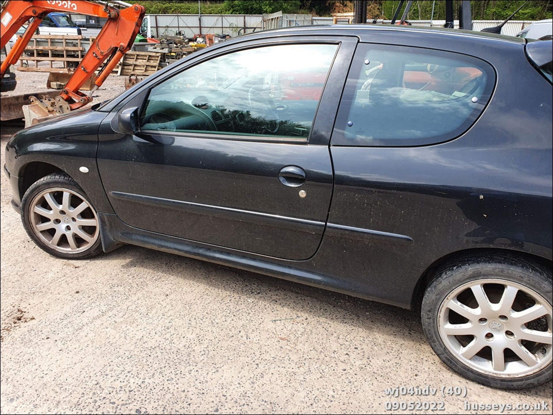 04/04 PEUGEOT 206 XSI TDI - 1997cc 3dr Hatchback (Black, 172k) - Image 40 of 43