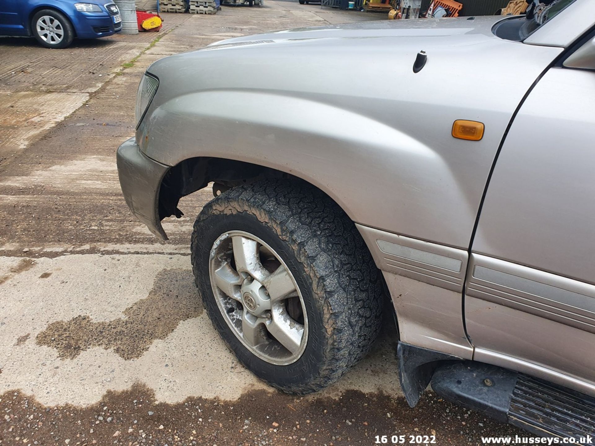 03/53 TOYOTA LAND CRUISER - 4164cc Estate (Silver) - Image 40 of 54