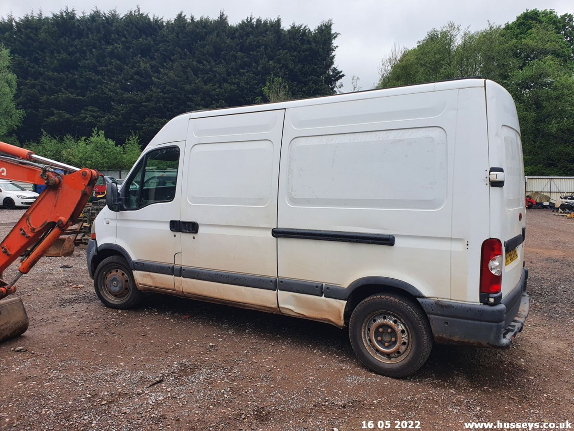 06/56 RENAULT MASTER MM35 DCI 120 MWB - 2463cc Van (White, 149k) - Image 5 of 20