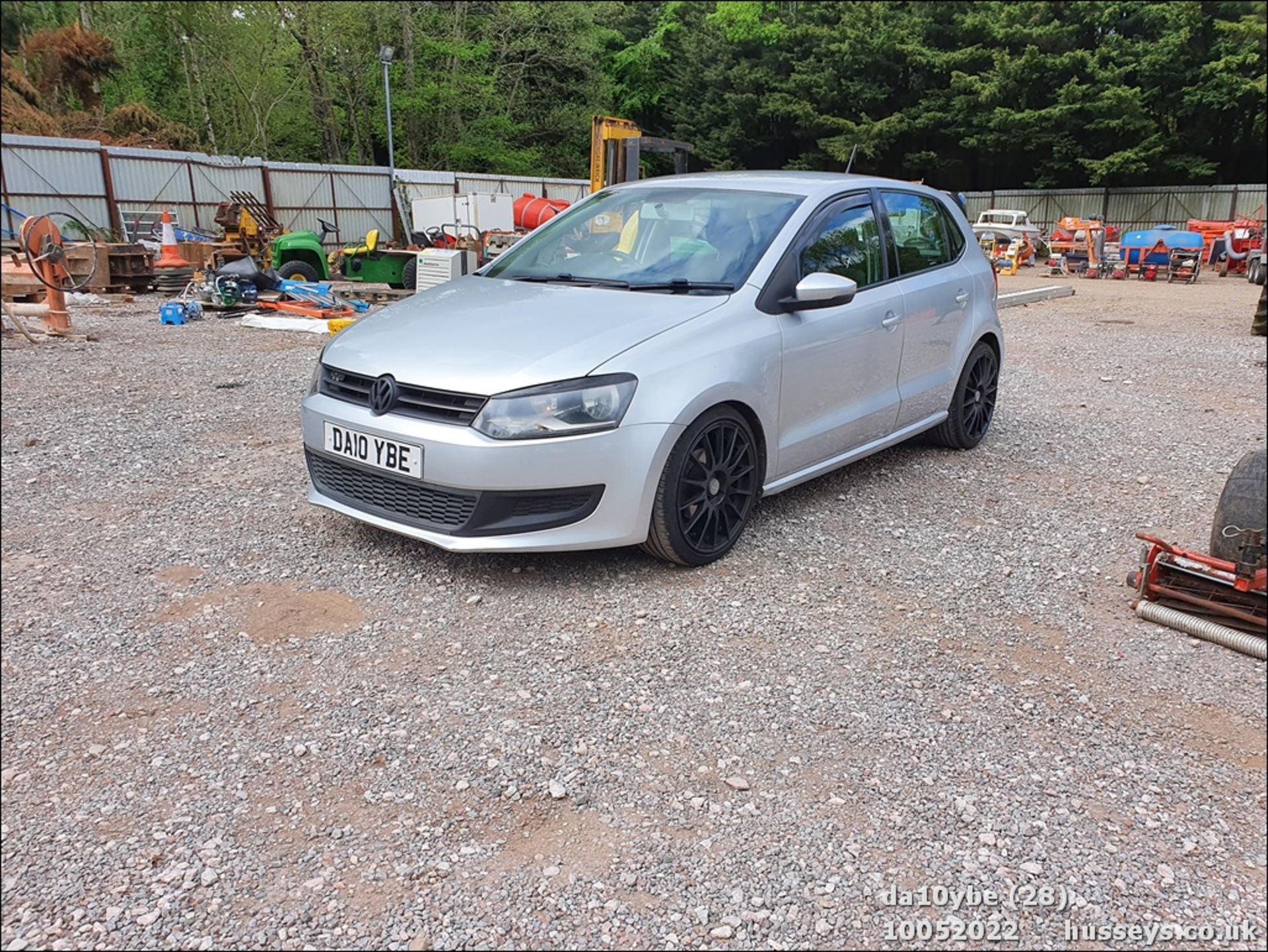 10/10 VOLKSWAGEN POLO SE 70 - 1198cc 5dr Hatchback (Silver, 117k) - Image 28 of 45