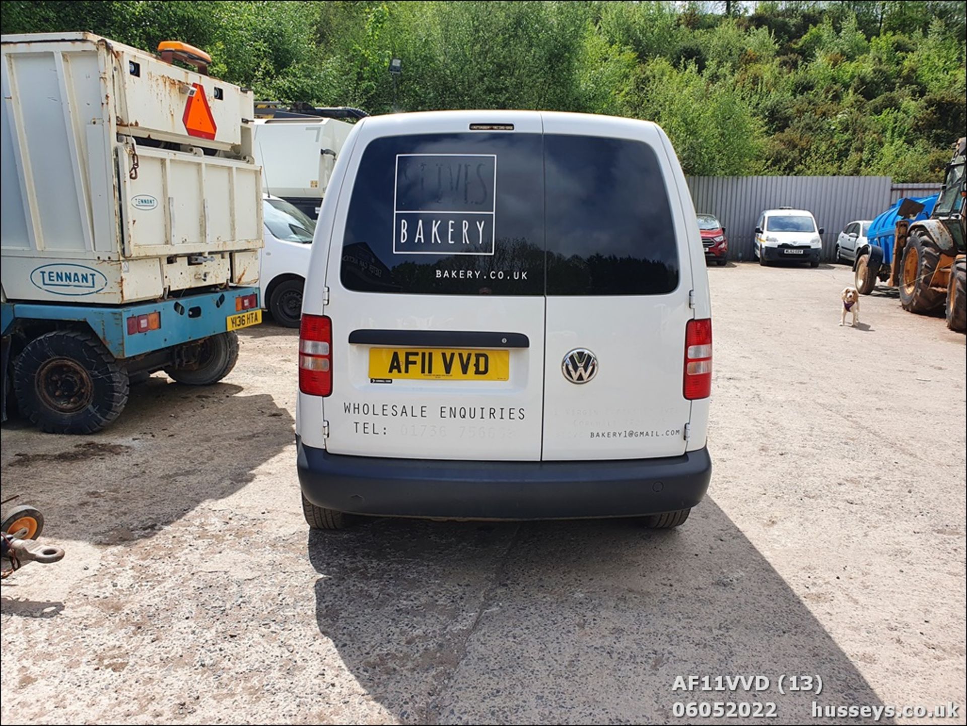 11/11 VOLKSWAGEN CADDY C20 PLUS TDI 102 - 1598cc 5dr Van (White) - Image 13 of 30