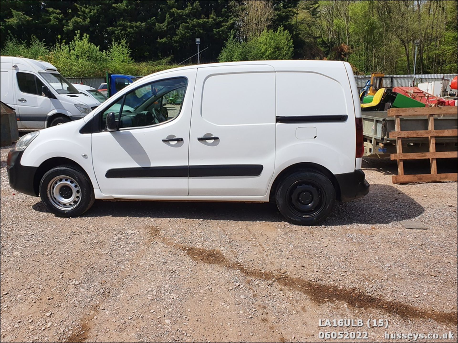 16/16 CITROEN BERLINGO 625 LX BLUEHDI S - 1560cc 5dr Van (White, 149k) - Image 16 of 30