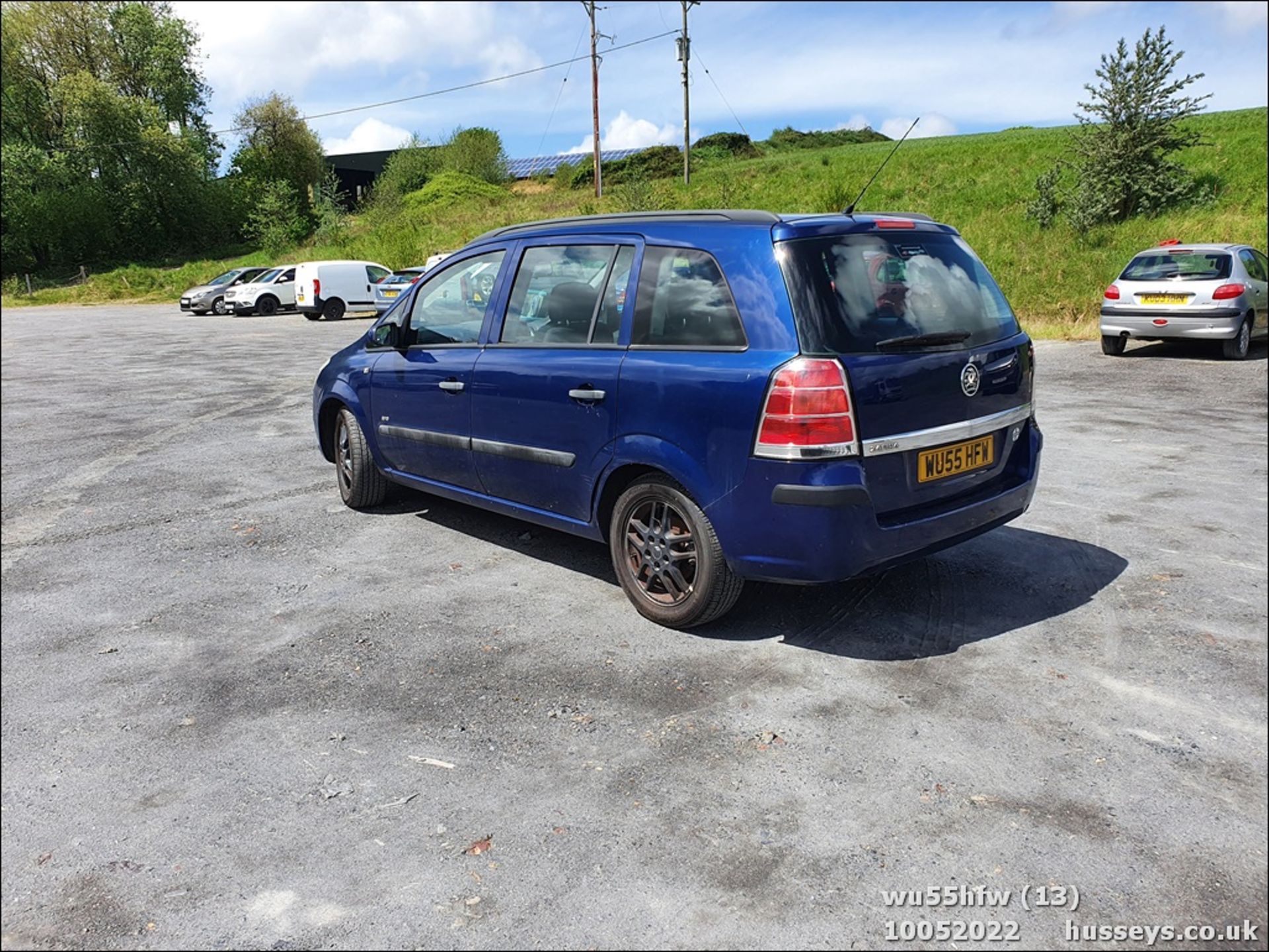 06/55 VAUXHALL ZAFIRA EXPRESSION - 1598cc 5dr MPV (Blue) - Image 13 of 38