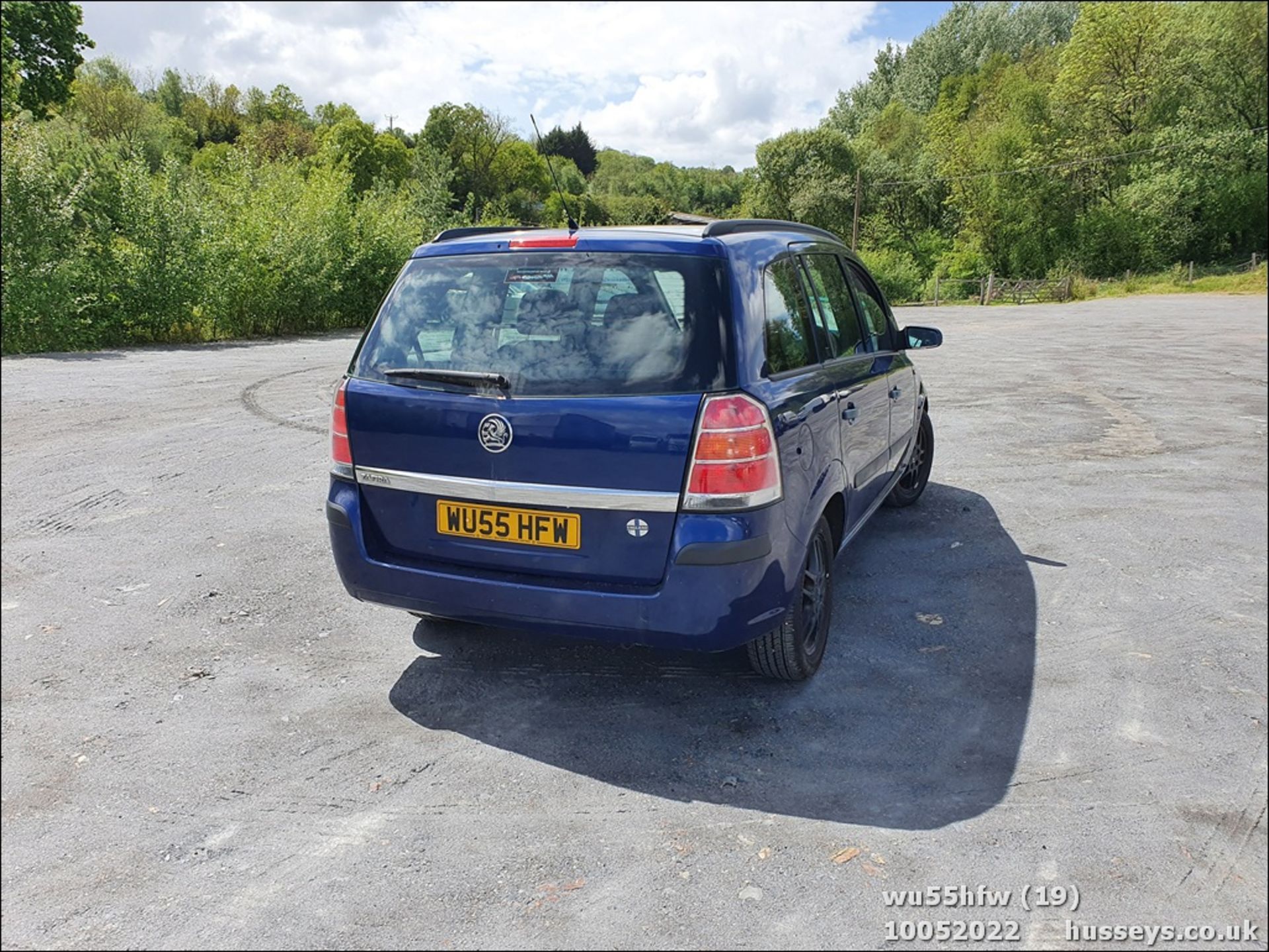 06/55 VAUXHALL ZAFIRA EXPRESSION - 1598cc 5dr MPV (Blue) - Image 19 of 38