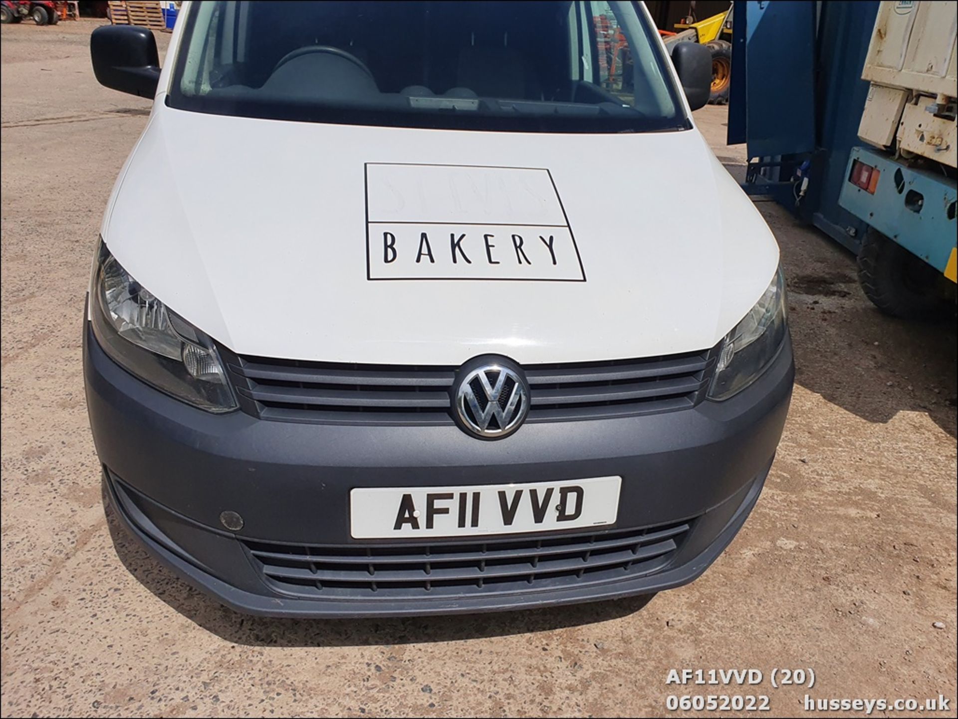 11/11 VOLKSWAGEN CADDY C20 PLUS TDI 102 - 1598cc 5dr Van (White) - Image 20 of 30