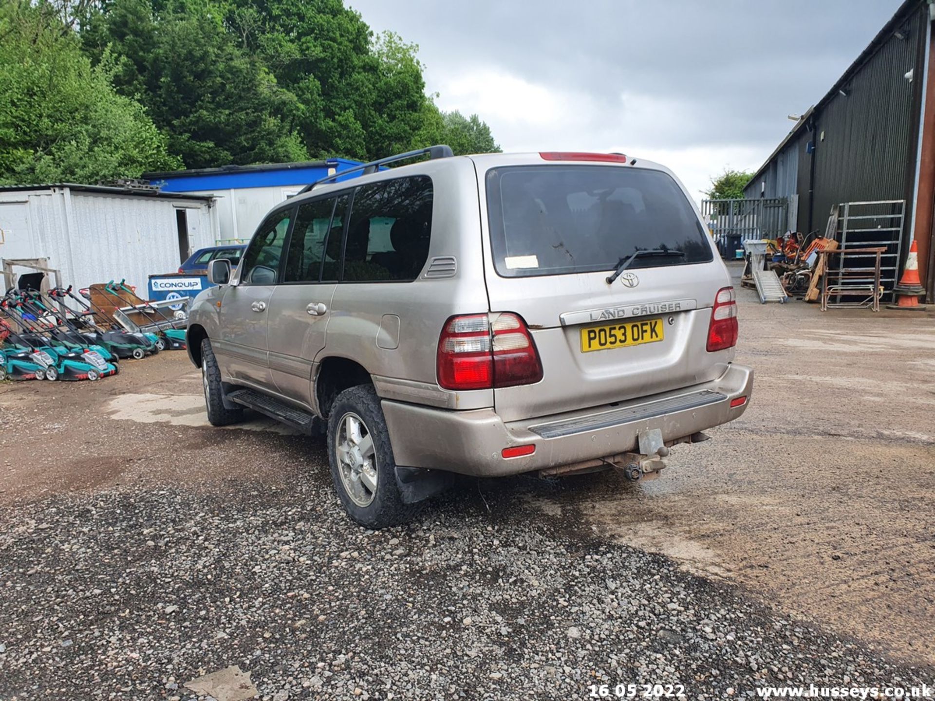 03/53 TOYOTA LAND CRUISER - 4164cc Estate (Silver) - Image 12 of 54