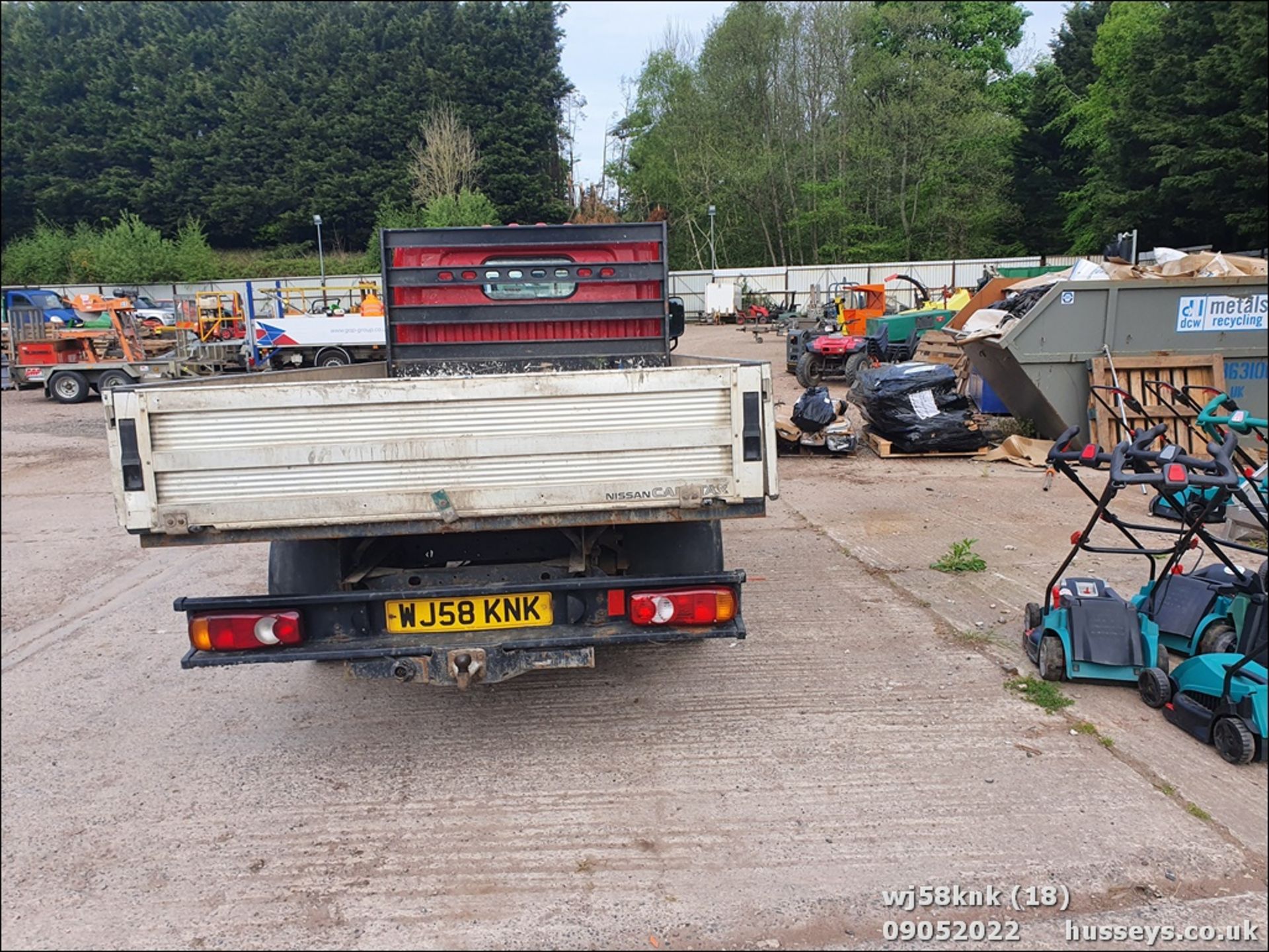 08/58 NISSAN CABSTAR 35.13 S/C MWB - 2488cc 2dr Pickup (Red, 133k) - Image 18 of 25