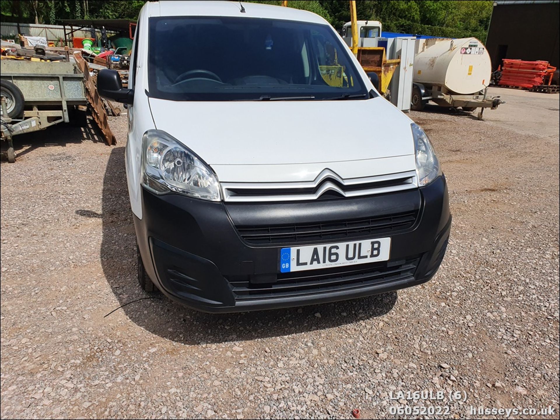 16/16 CITROEN BERLINGO 625 LX BLUEHDI S - 1560cc 5dr Van (White, 149k) - Image 7 of 30