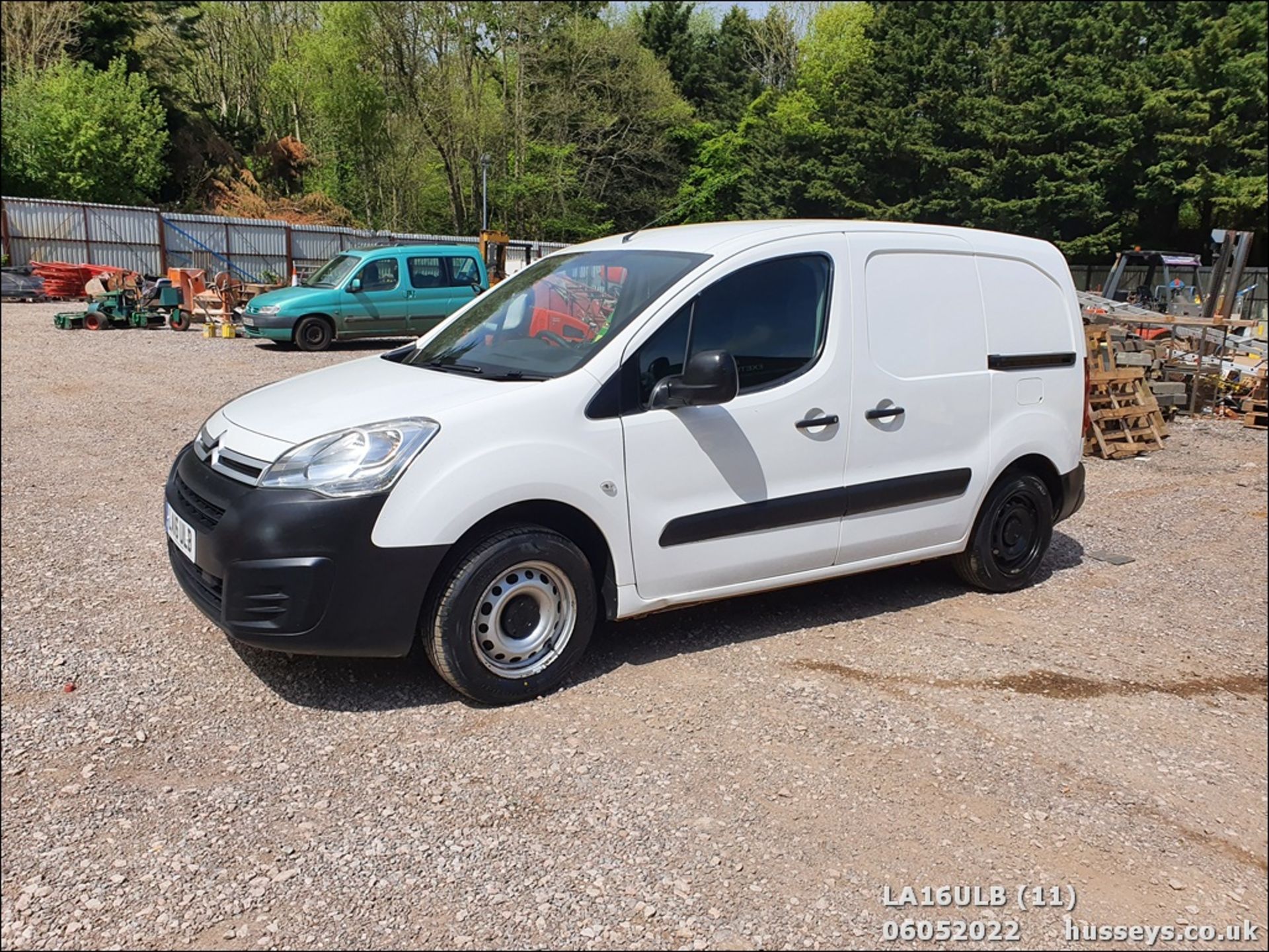 16/16 CITROEN BERLINGO 625 LX BLUEHDI S - 1560cc 5dr Van (White, 149k) - Image 12 of 30