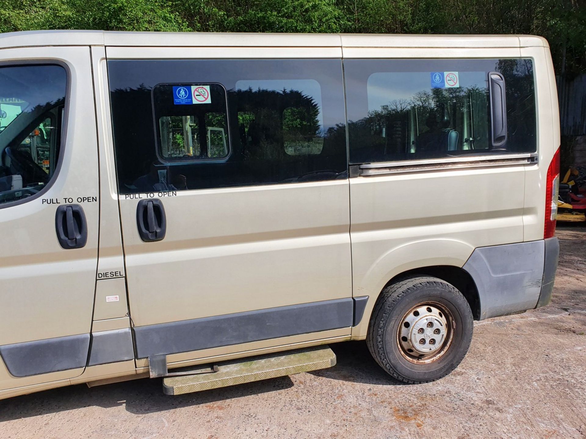 12/12 PEUGEOT BOXER 333 L1H1 HDI - 2198cc 5dr Minibus (Gold, 61k) - Image 13 of 46