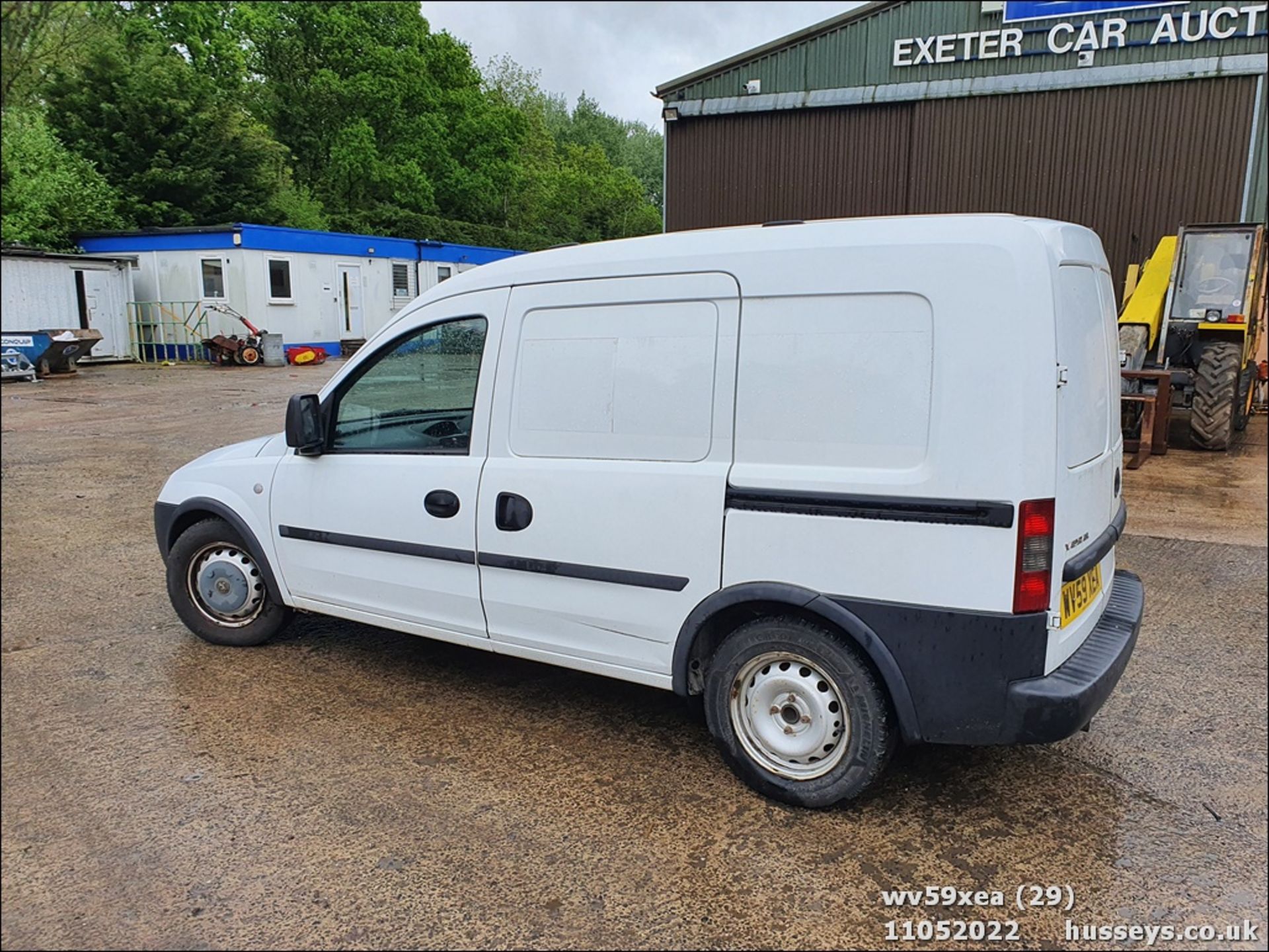 09/59 VAUXHALL COMBO 1700 CDTI - 1248cc 5dr Van (White, 80k) - Image 29 of 46