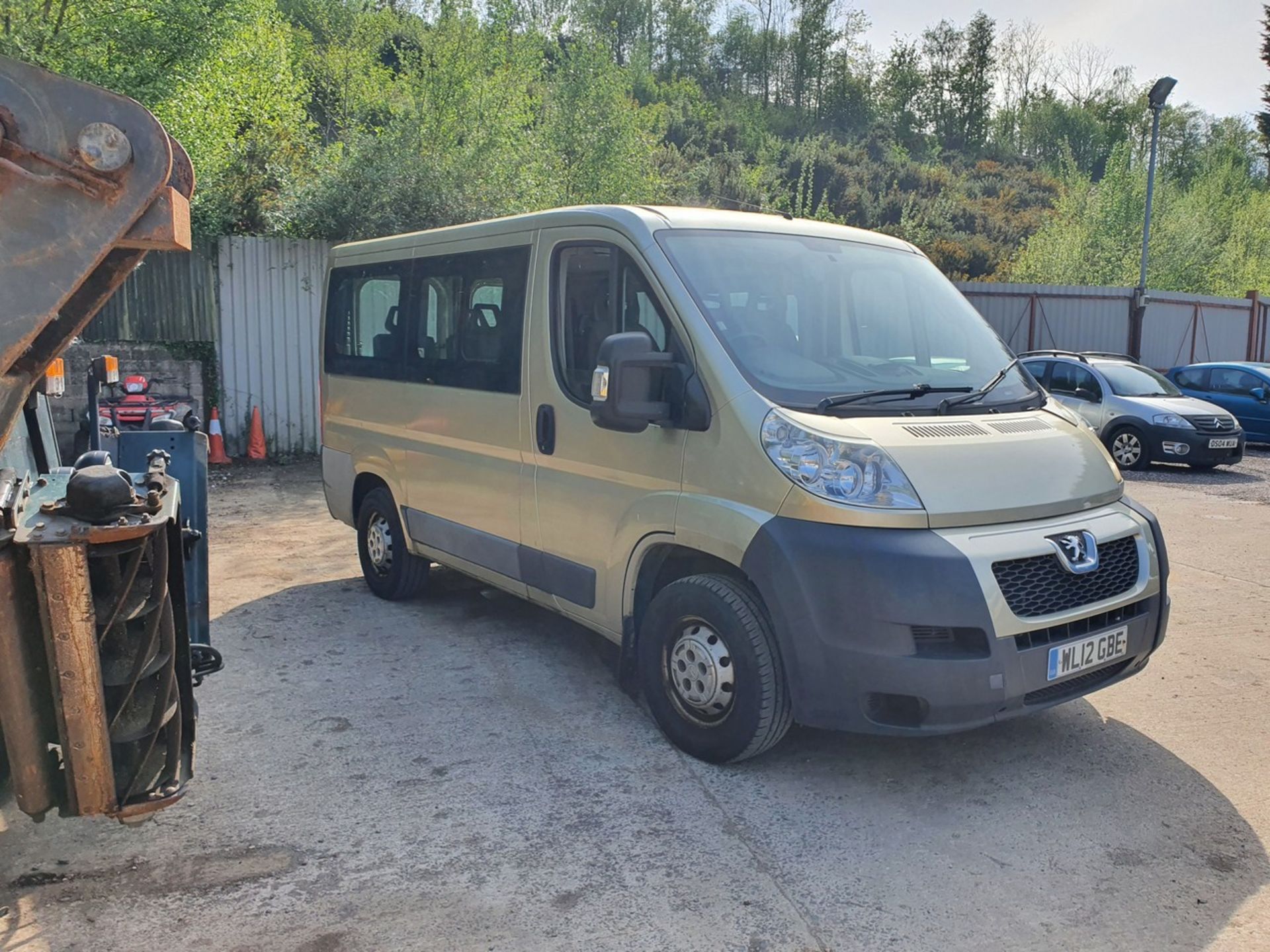 12/12 PEUGEOT BOXER 333 L1H1 HDI - 2198cc 5dr Minibus (Gold, 61k) - Image 3 of 46