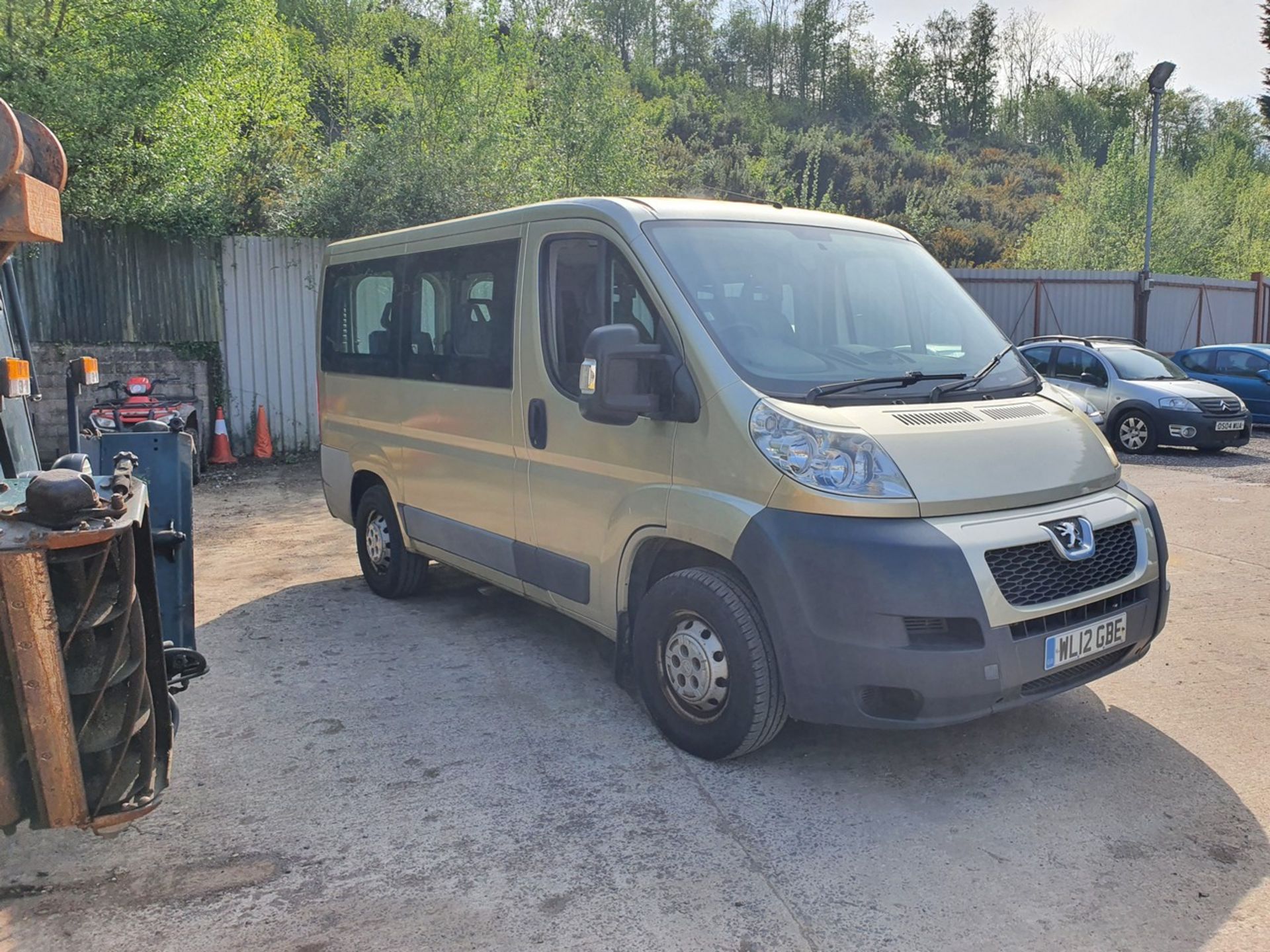 12/12 PEUGEOT BOXER 333 L1H1 HDI - 2198cc 5dr Minibus (Gold, 61k) - Image 2 of 46