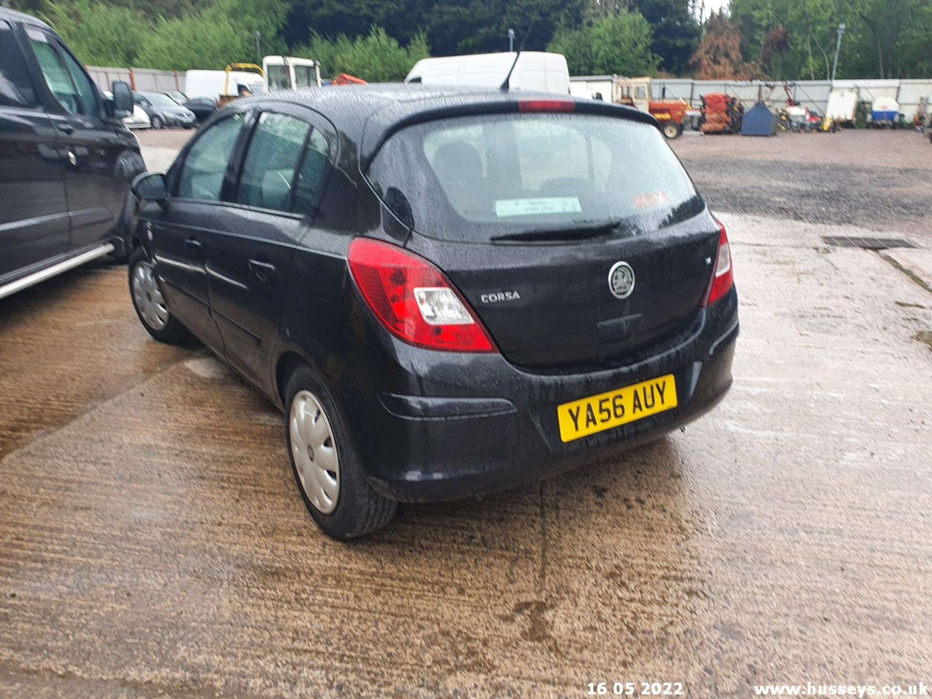 07/56 VAUXHALL CORSA CLUB A/C - 1364cc 5dr Hatchback (Black, 131k) - Image 13 of 34