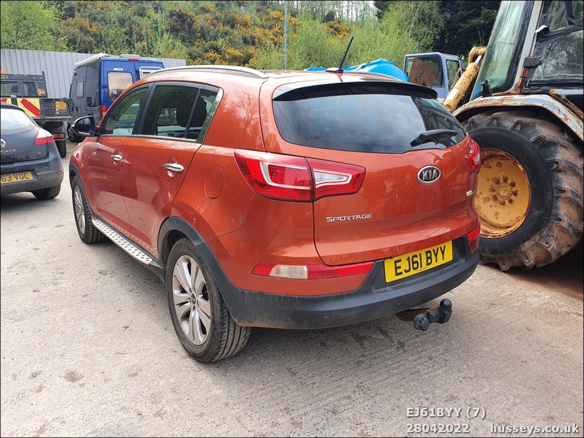 11/61 KIA SPORTAGE 3 SAT NAV CRDI - 1685cc 5dr Estate (Orange, 192k) - Image 7 of 27