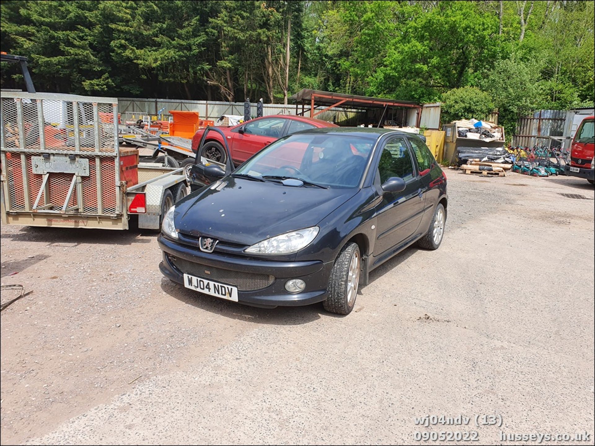 04/04 PEUGEOT 206 XSI TDI - 1997cc 3dr Hatchback (Black, 172k) - Image 13 of 43