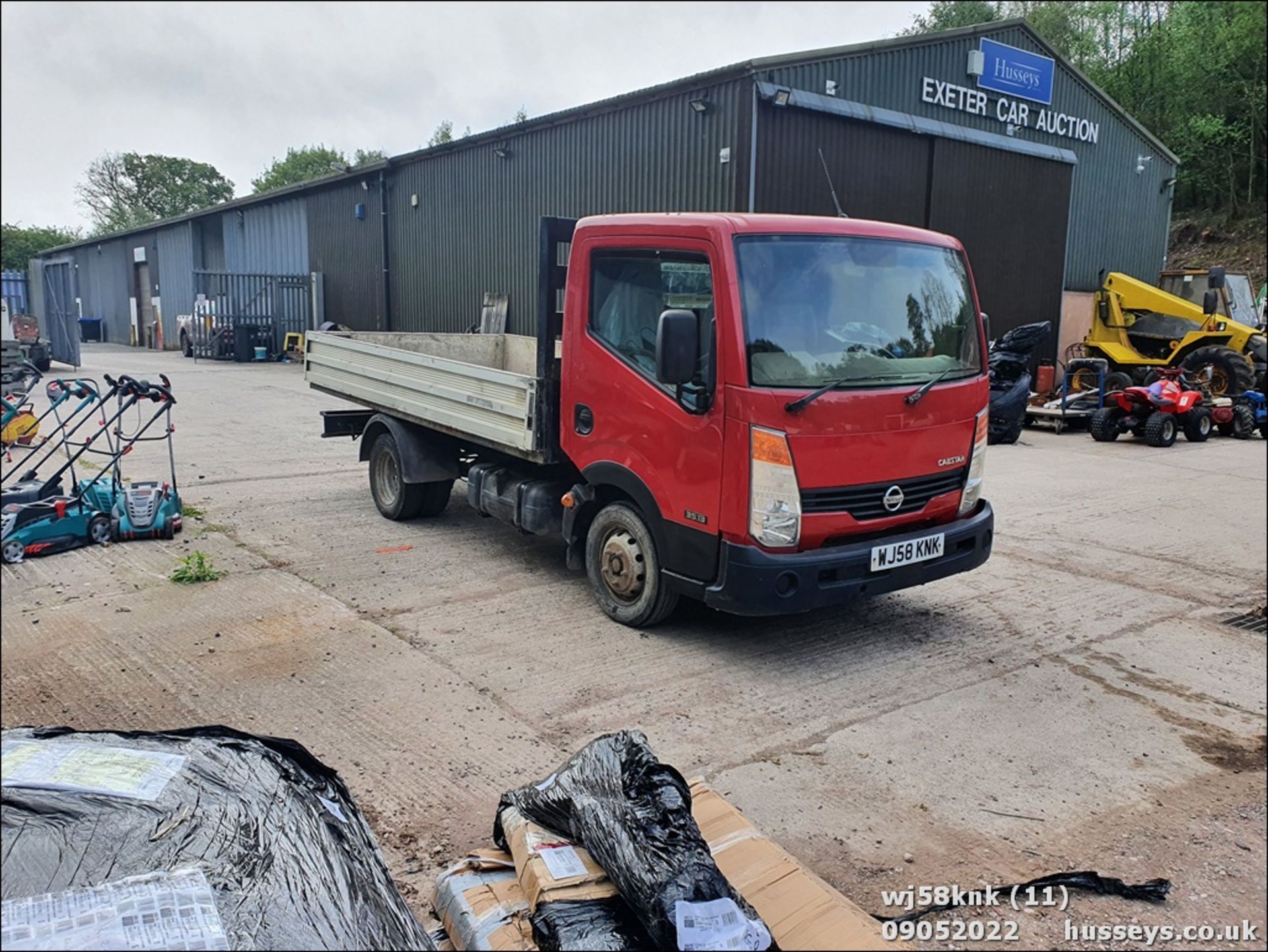 08/58 NISSAN CABSTAR 35.13 S/C MWB - 2488cc 2dr Pickup (Red, 133k) - Image 11 of 25