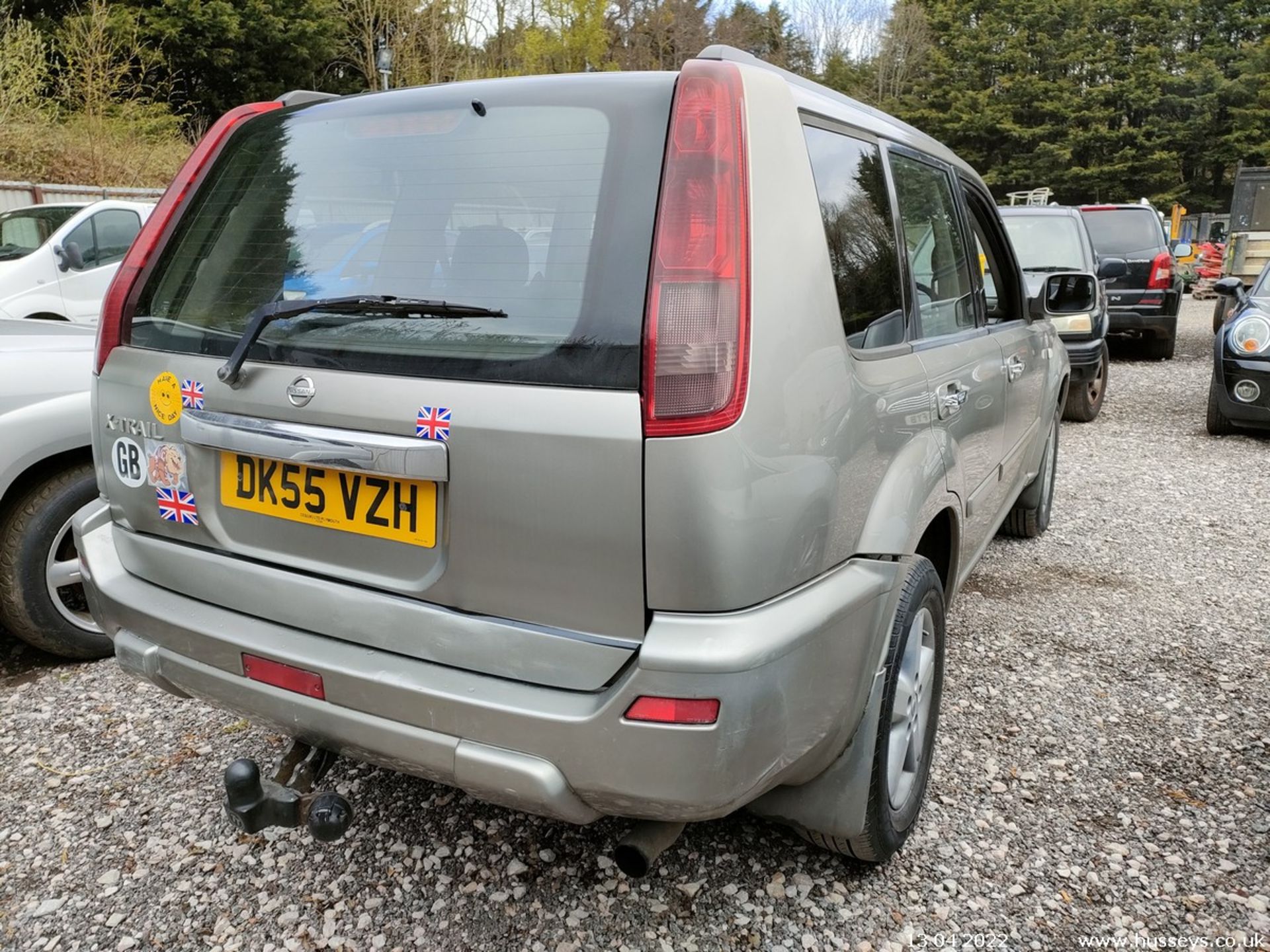 05/55 NISSAN X-TRAIL SVE DCI - 2184cc 5dr Estate (Silver, 137k) - Image 11 of 23