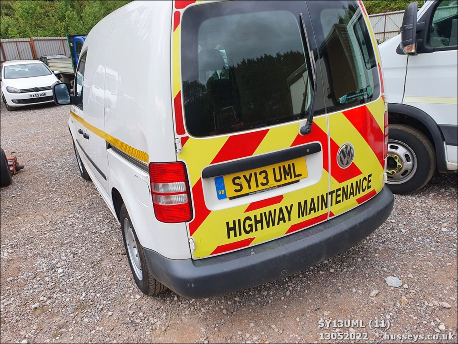 13/13 VOLKSWAGEN CADDY C20 TDI 102 - 1598cc Van (White, 173k) - Image 12 of 35