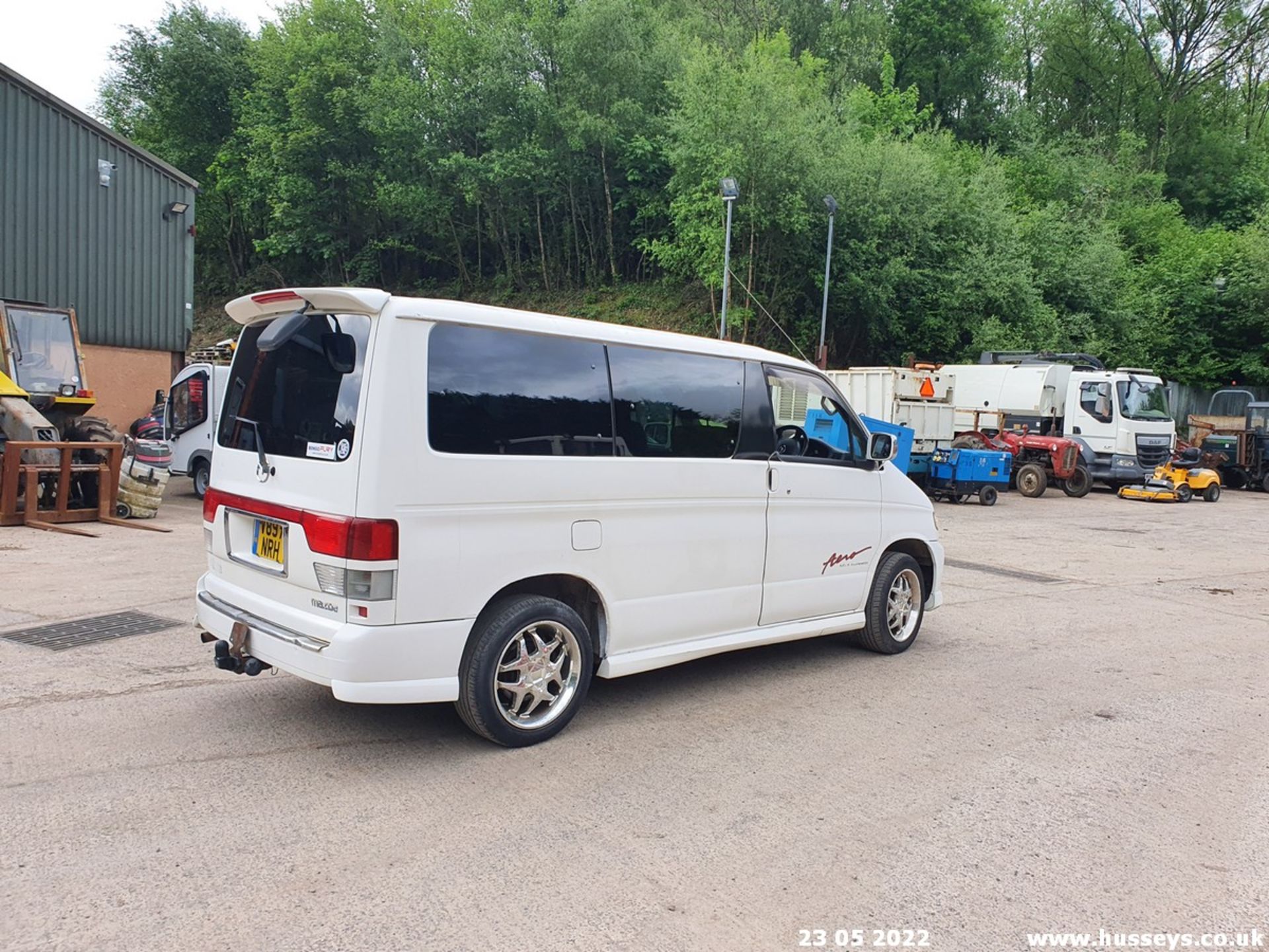 2000 MAZDA BONGO - 1998cc 4dr MPV (White) - Image 23 of 41