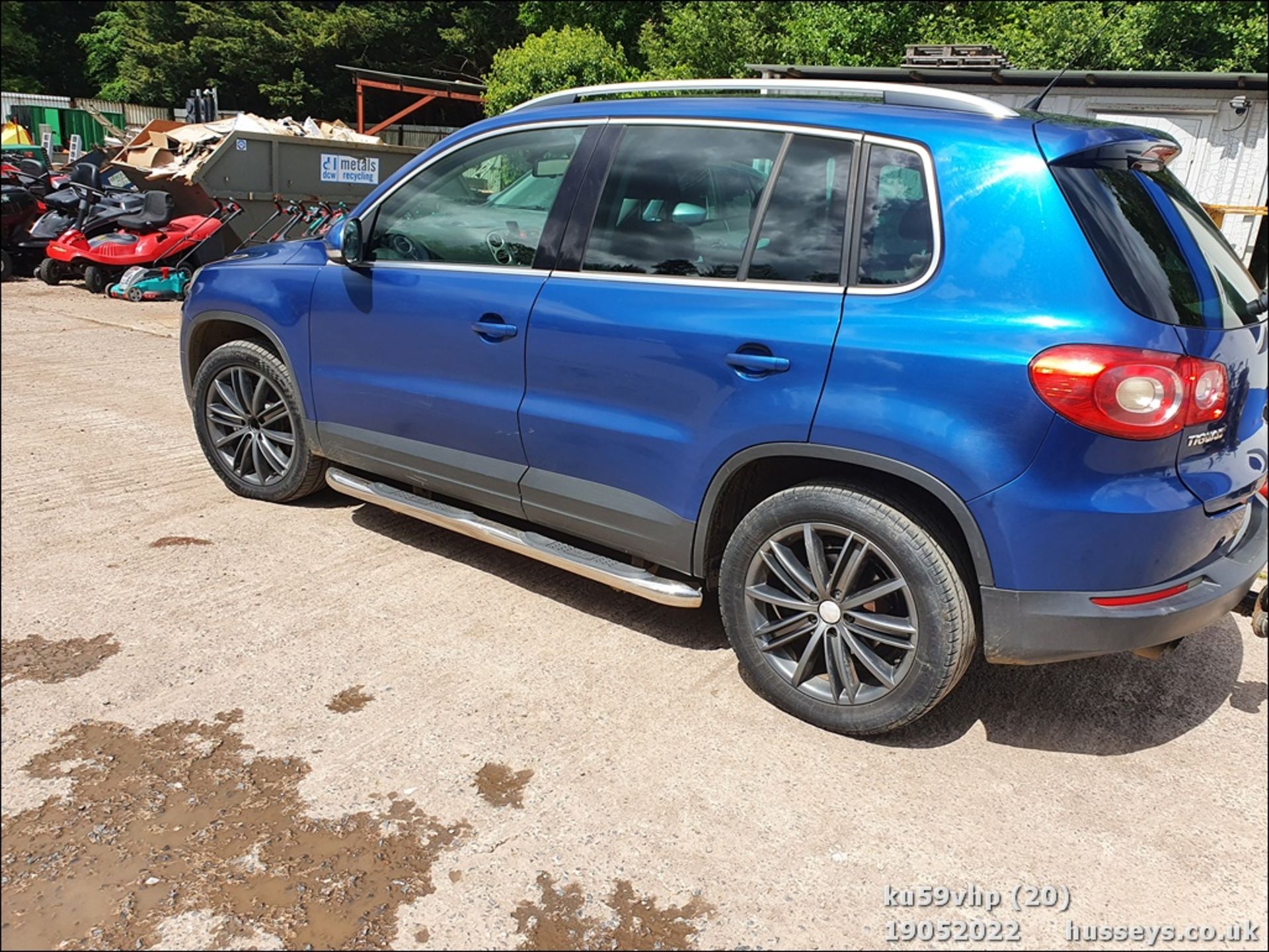 09/59 VOLKSWAGEN TIGUAN SPORT TDI - 1968cc 5dr Estate (Blue, 156k) - Image 20 of 46