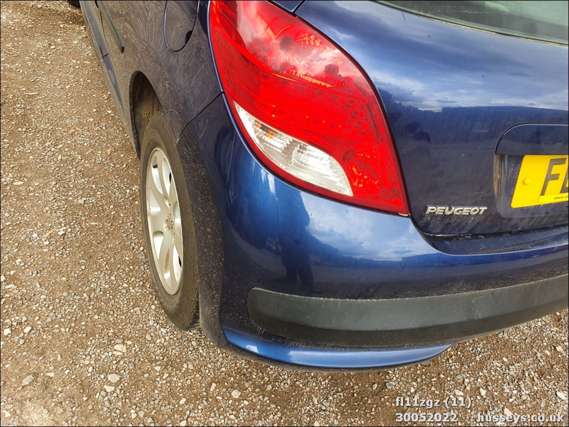 11/11 PEUGEOT 207 S HDI - 1398cc 3dr Hatchback (Blue, 128k) - Image 11 of 26