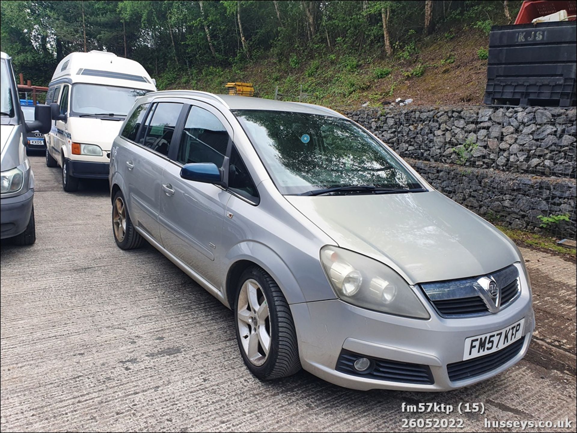 08/57 VAUXHALL ZAFIRA SRI - 1796cc 5dr MPV (Beige, 138k) - Image 15 of 26