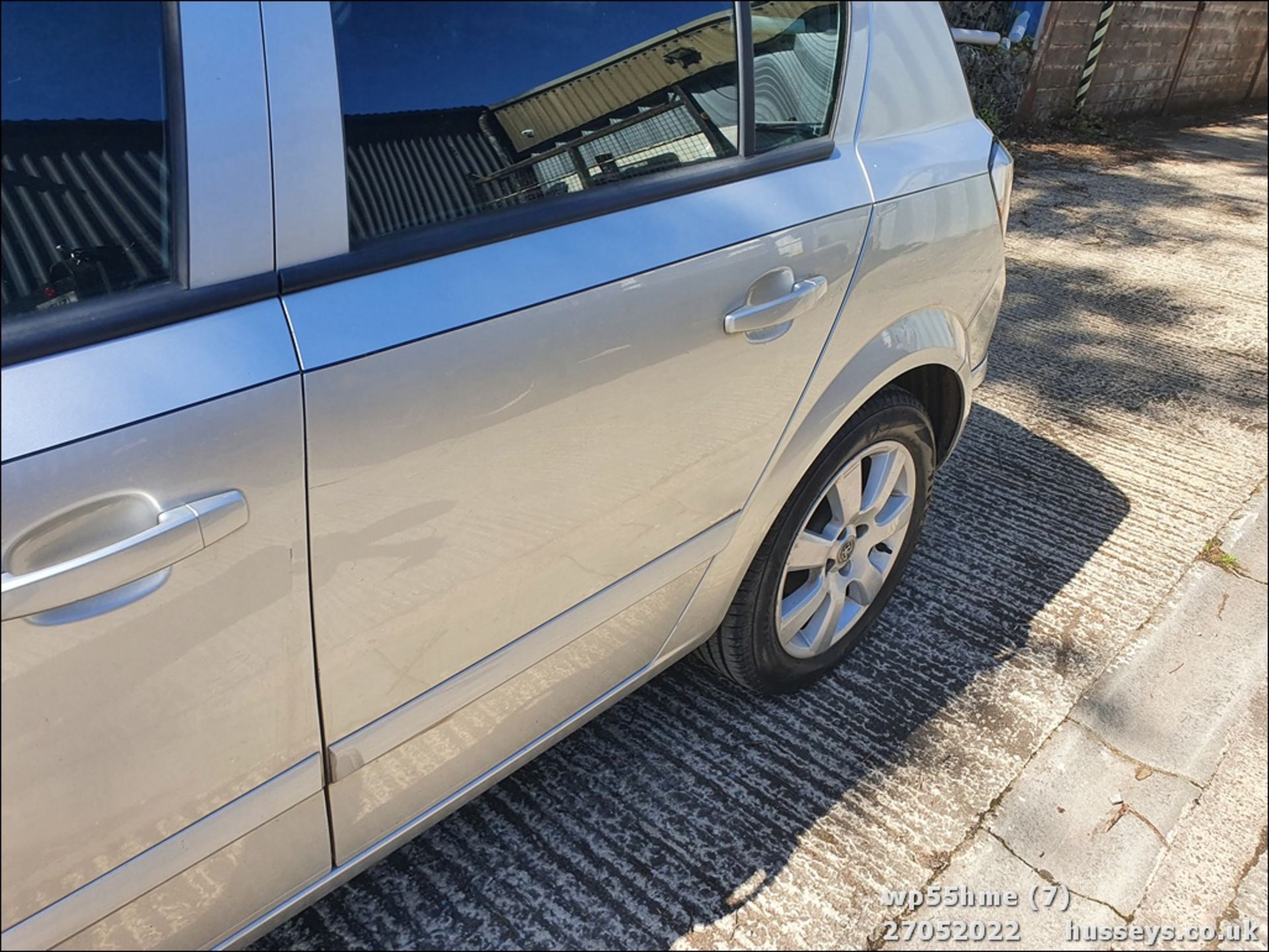 06/55 VAUXHALL ASTRA BREEZE - 1598cc 5dr Hatchback (Silver, 109k) - Image 7 of 20