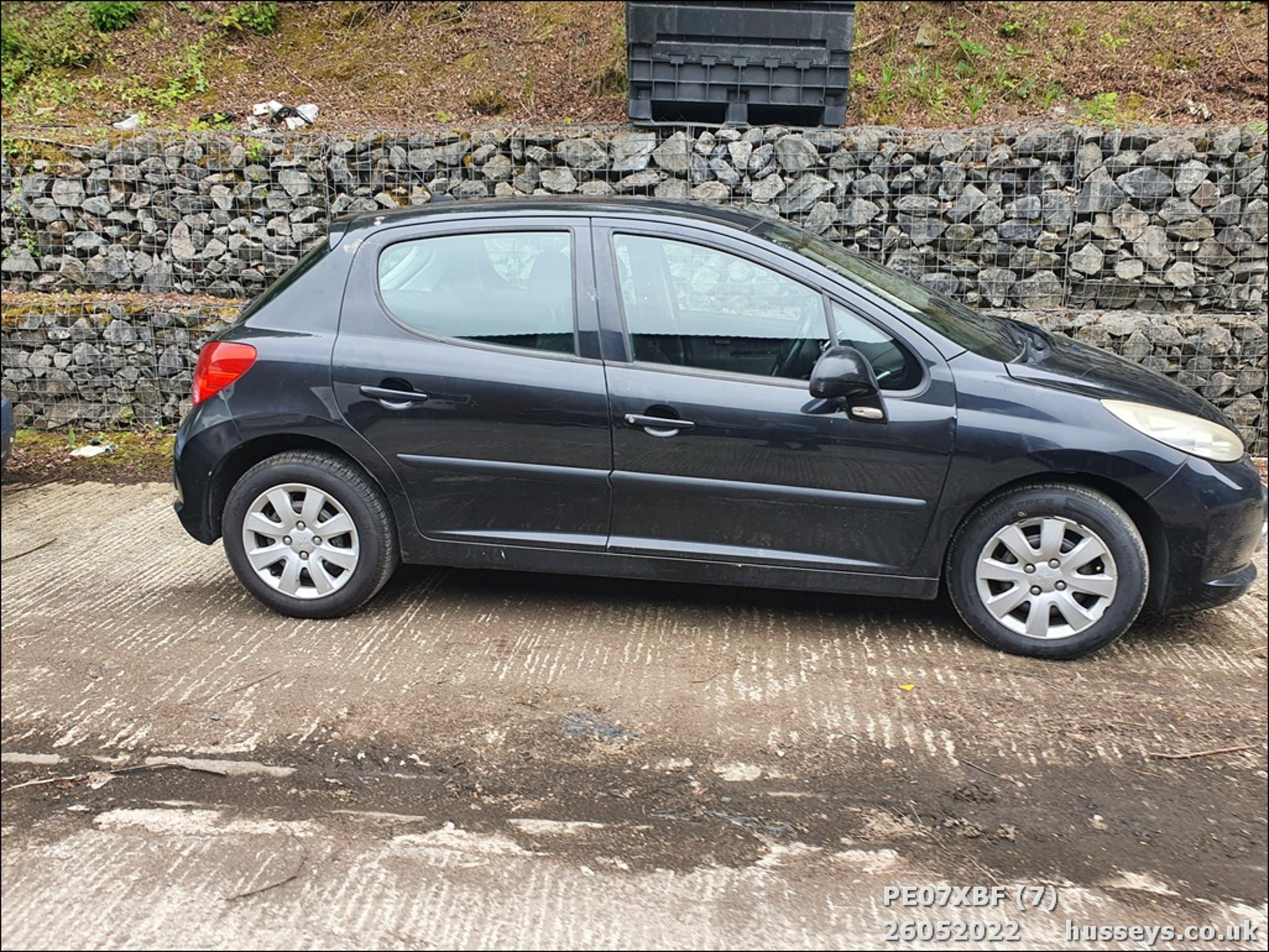 07/07 PEUGEOT 207 SPORT 87 - 1360cc 5dr Hatchback (Black) - Image 7 of 31