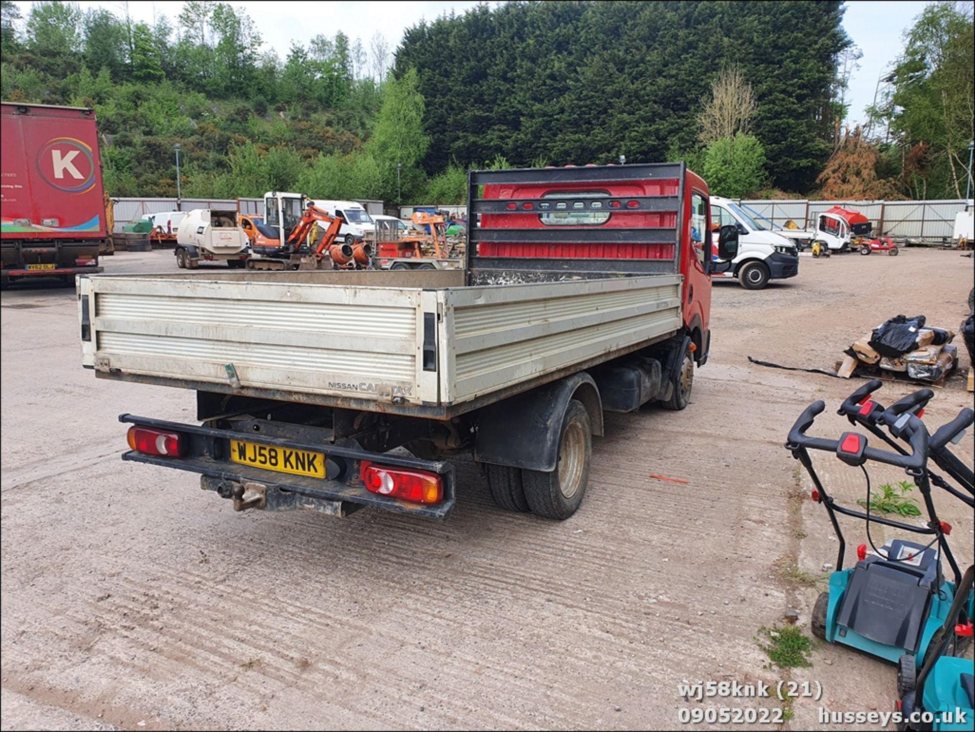 08/58 NISSAN CABSTAR 35.13 S/C MWB - 2488cc 2dr Pickup (Red, 133k) - Image 21 of 25