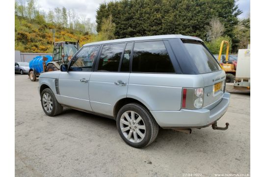 06/06 LAND ROVER RANGEROVER V8 SC AUTO - 4197cc 5dr Estate (Silver, 154k) - Image 5 of 23