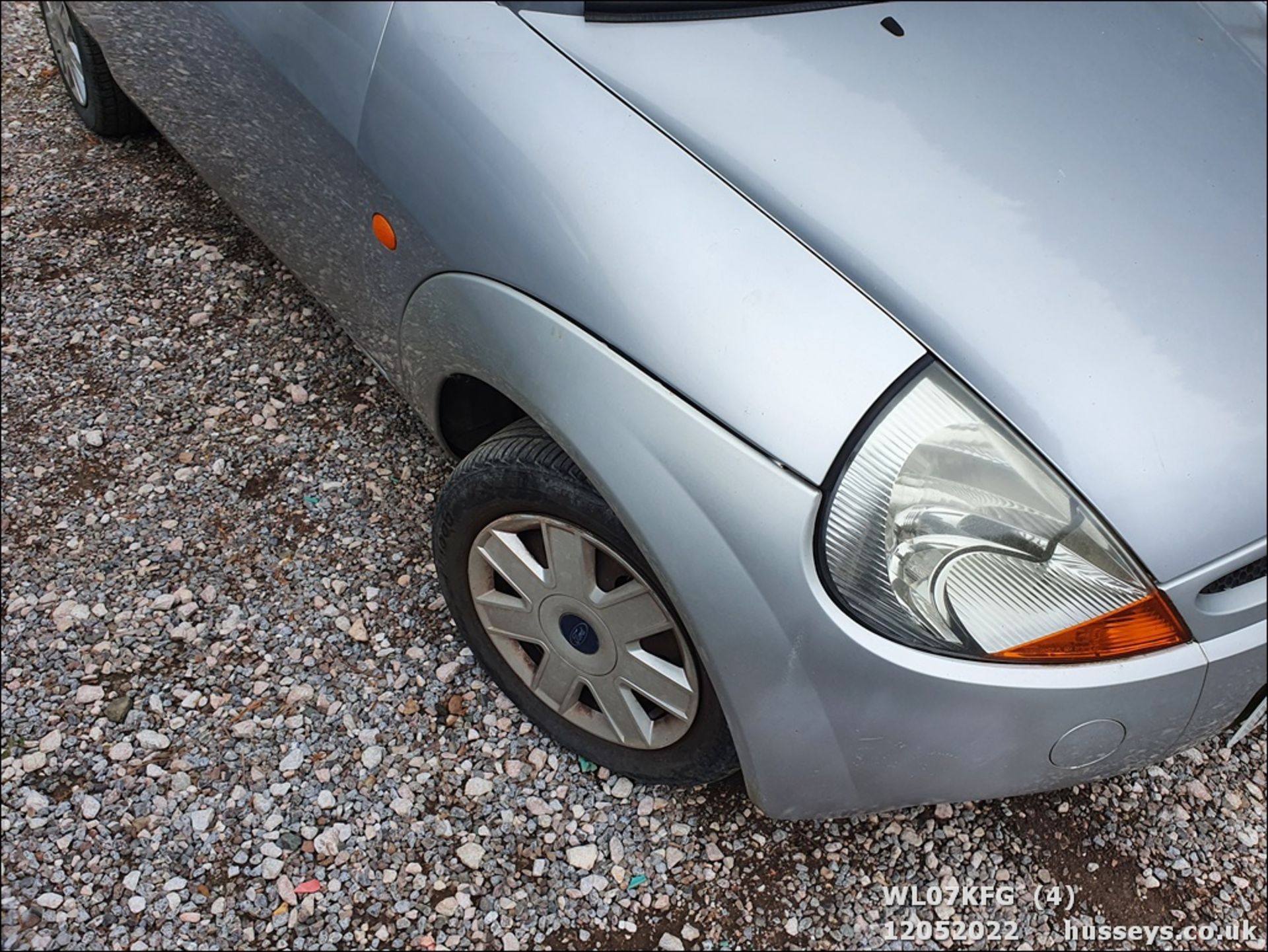 07/07 FORD KA STYLE CLIMATE - 1297cc 3dr Hatchback (Silver, 64k) - Image 5 of 35