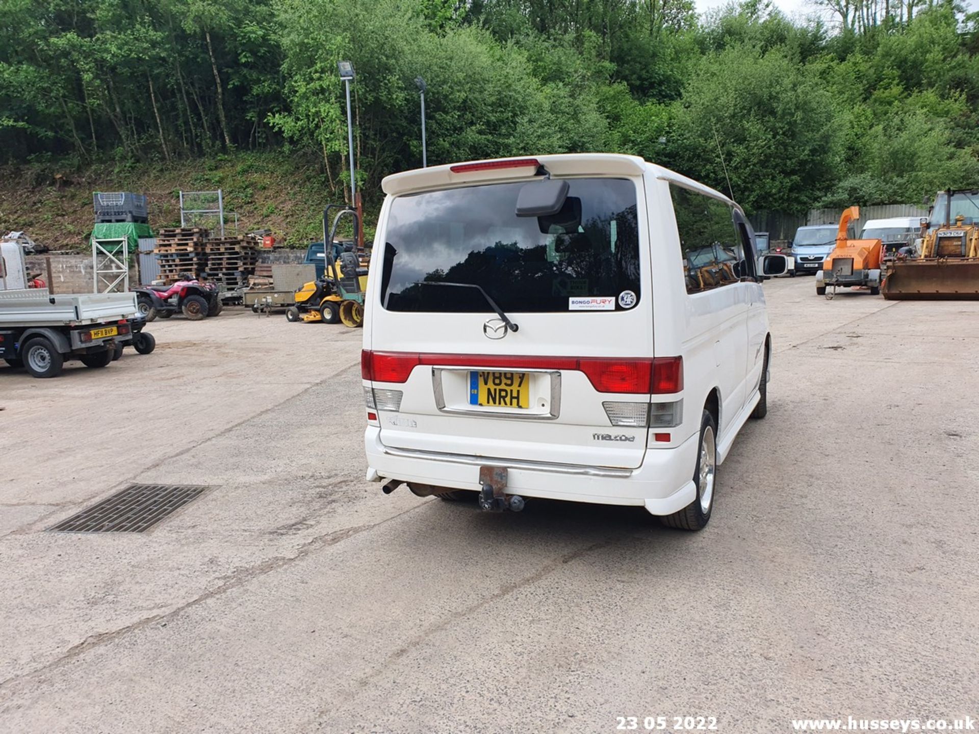 2000 MAZDA BONGO - 1998cc 4dr MPV (White) - Image 20 of 41