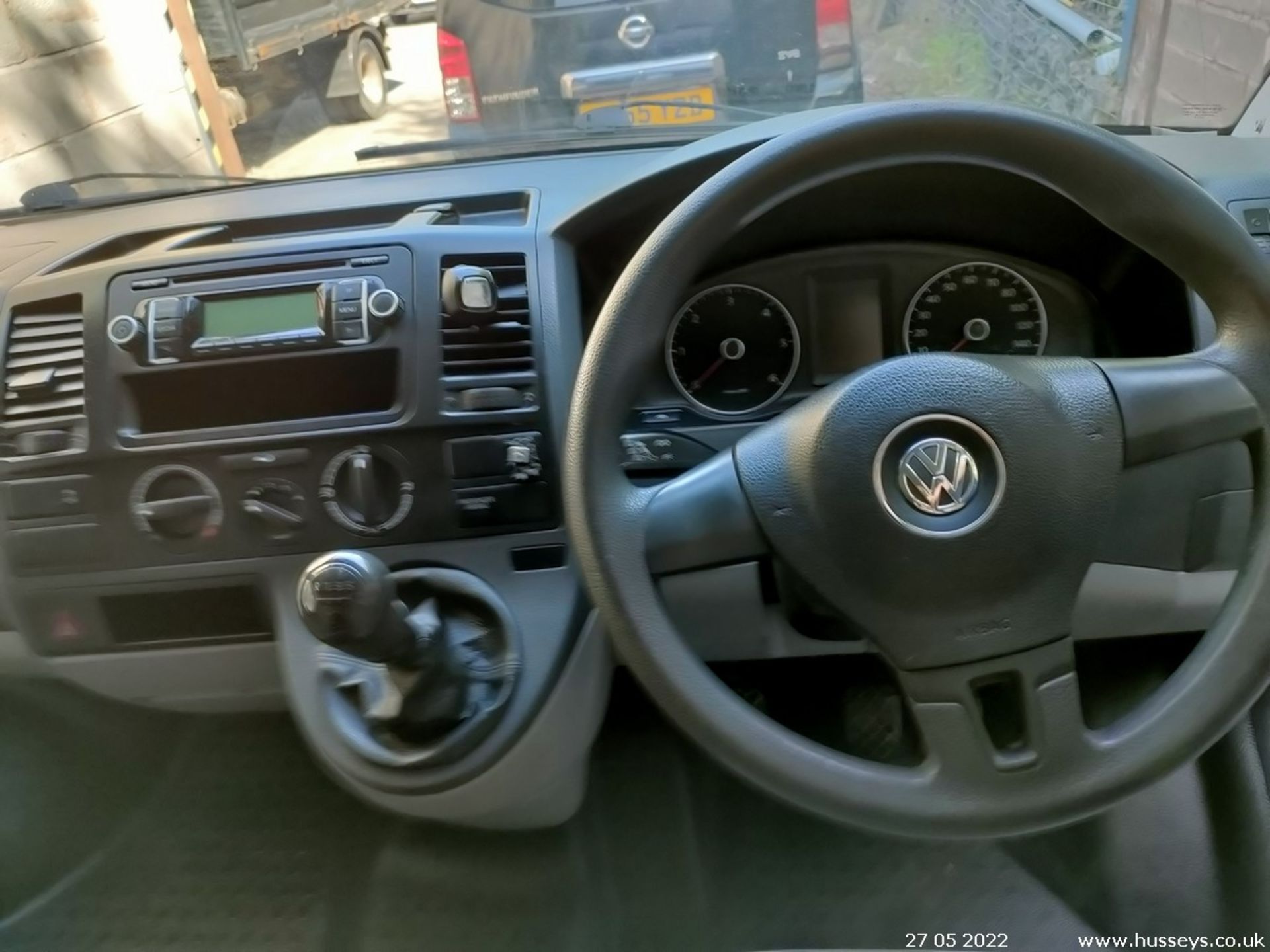 11/60 VOLKSWAGEN T-SPORTER T32 102 TDI LWB - 1968cc 5dr Van (Blue) - Image 26 of 29