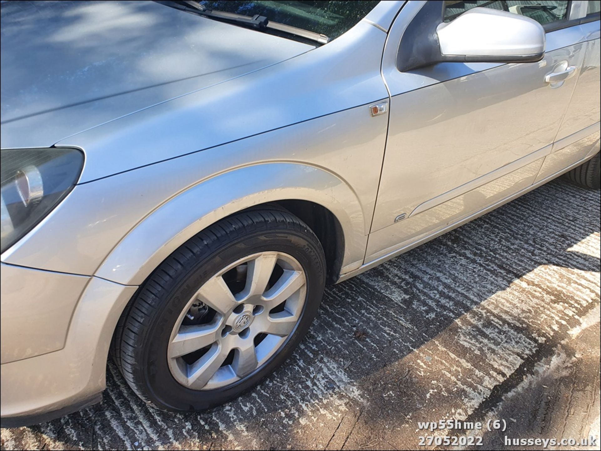 06/55 VAUXHALL ASTRA BREEZE - 1598cc 5dr Hatchback (Silver, 109k) - Image 6 of 20