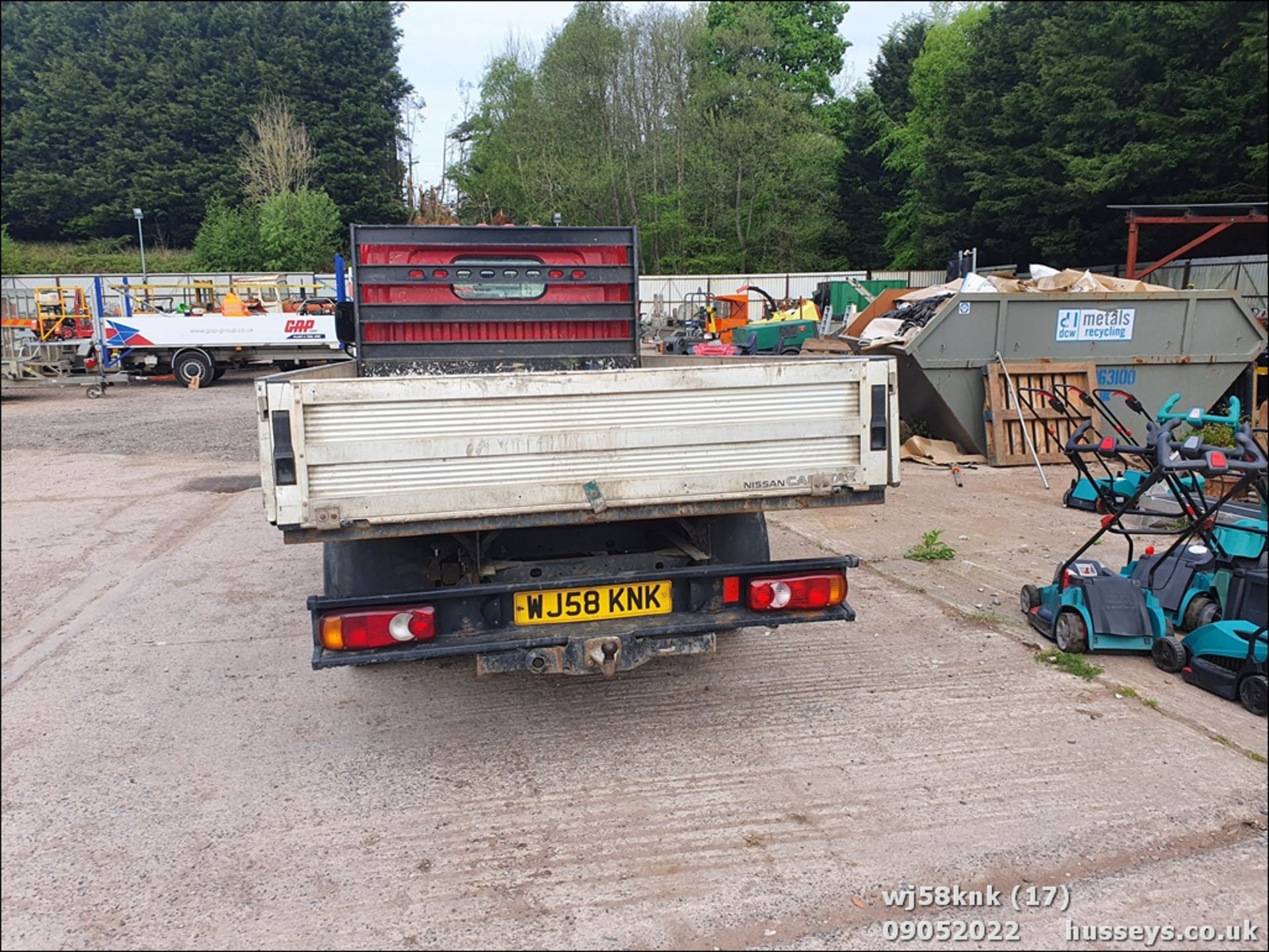 08/58 NISSAN CABSTAR 35.13 S/C MWB - 2488cc 2dr Pickup (Red, 133k) - Image 17 of 25