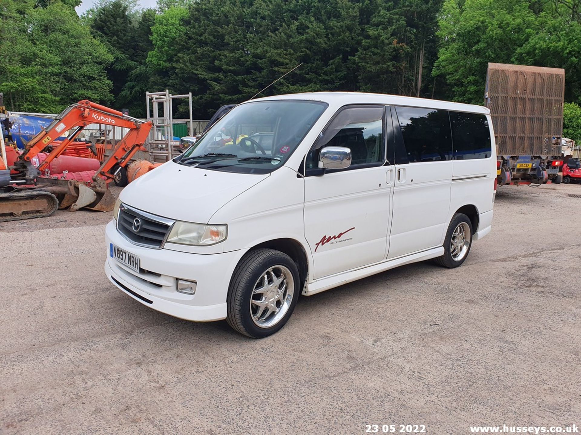 2000 MAZDA BONGO - 1998cc 4dr MPV (White) - Image 30 of 41