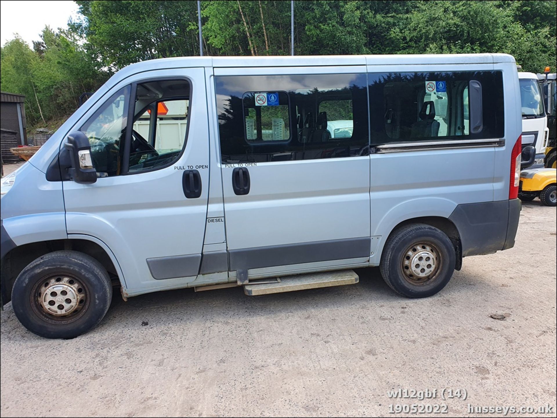 12/12 PEUGEOT BOXER 333 L1H1 HDI - 2198cc 5dr MPV (Blue) - Image 14 of 46