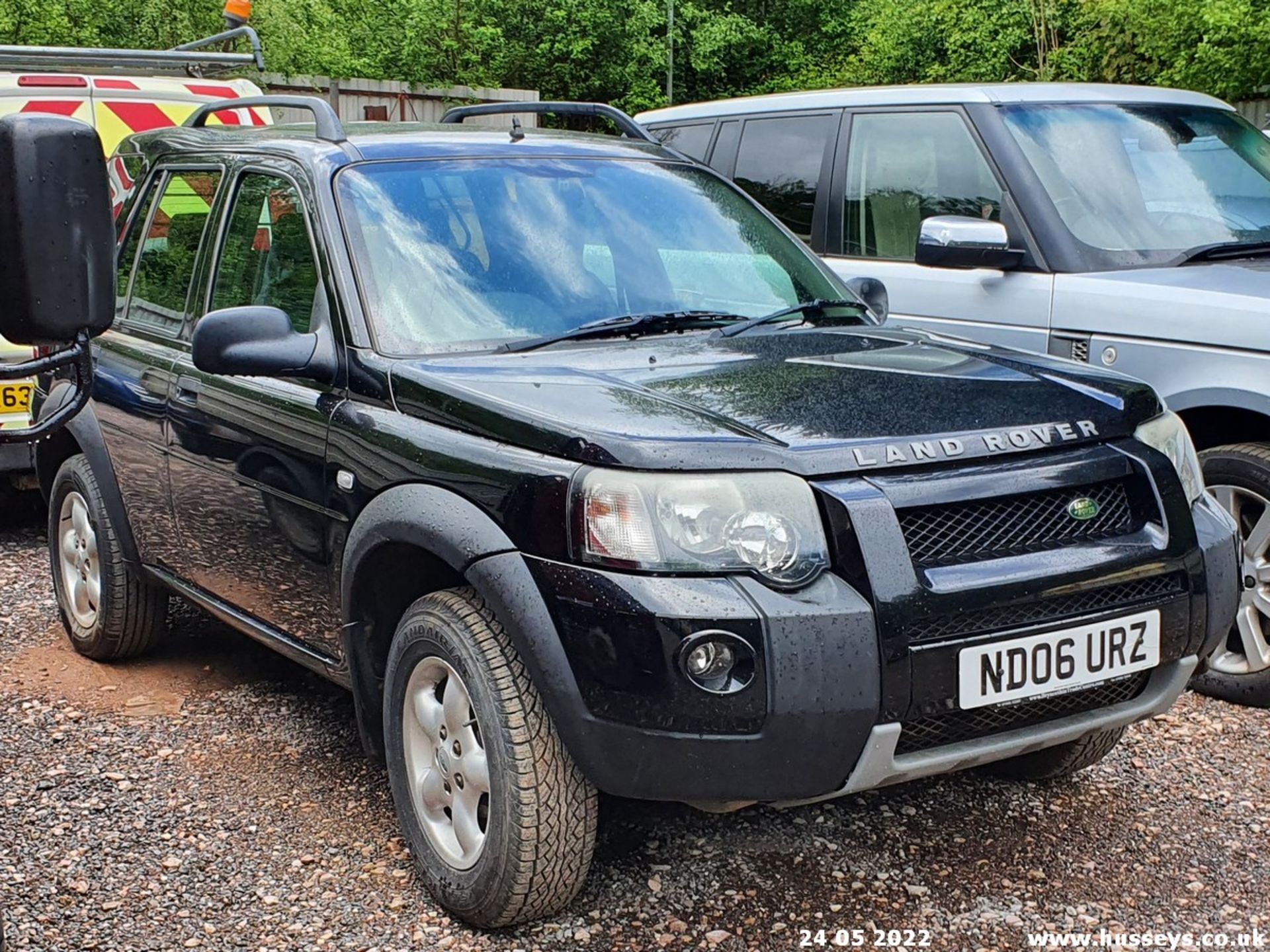 06/06 LAND ROVER FREELANDER ADVENTURER TD - 1951cc 5dr Estate (Black, 132k)